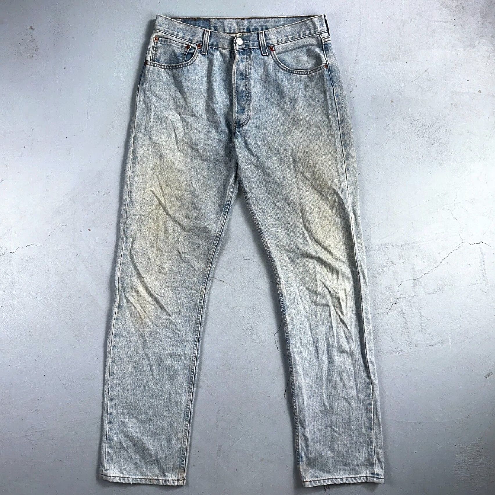 Levi's VINTAGE Levi's 501 Jeans Men Jeans 33x34 90s Light Light Wash Blue 33x34 Straight 90s Mens Jeans Levi's 501 Series with Comfort Size US 33 - 2 Thumbnail