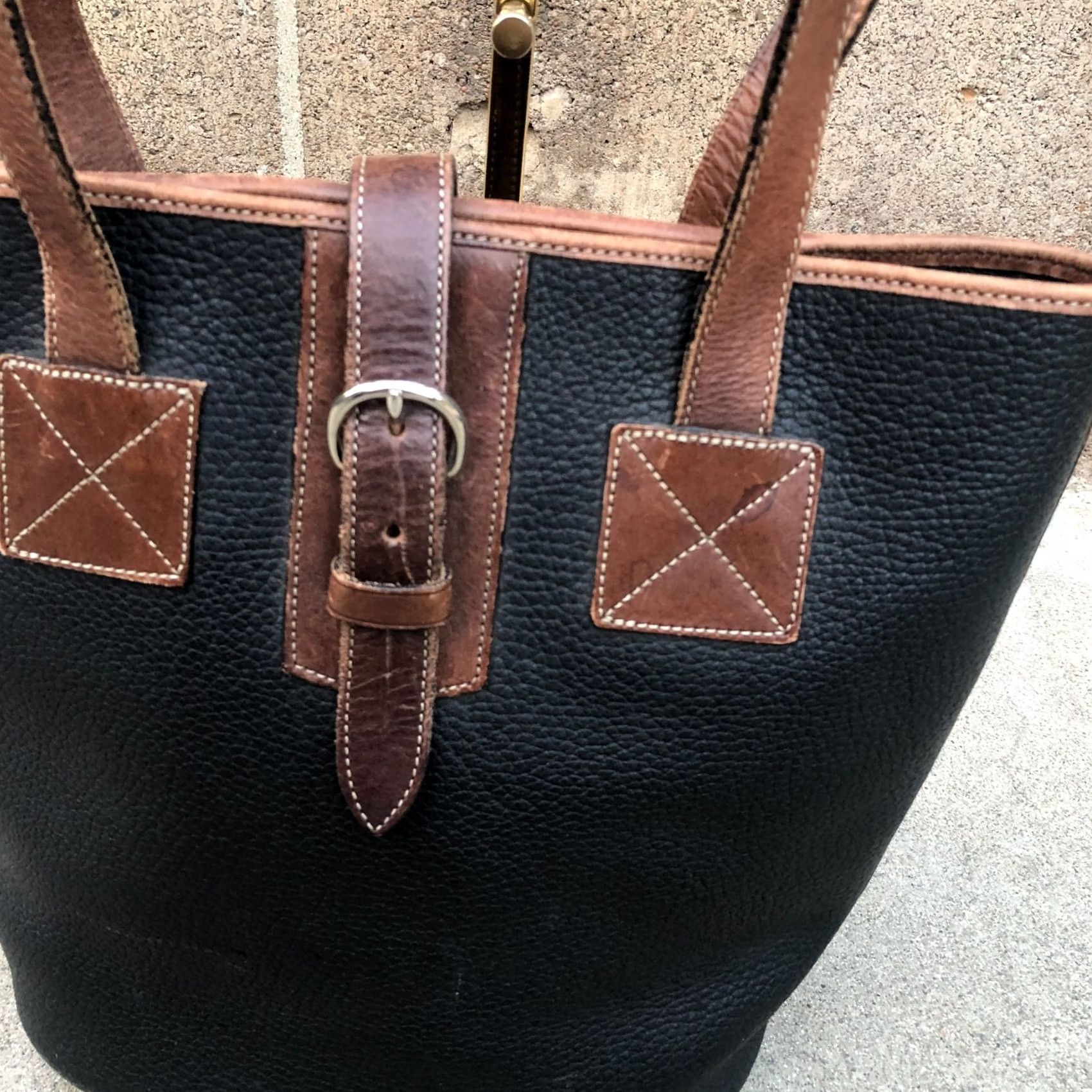 Dooney & Bourke VINTAGE Dooney & Bourke Leather Tote Bag Purse Shoulder Leather Black Buckle Bag Womens Large 12" W x 11.5" H x 6" D Brown/Black Buckle Leather Size ONE SIZE - 4 Thumbnail