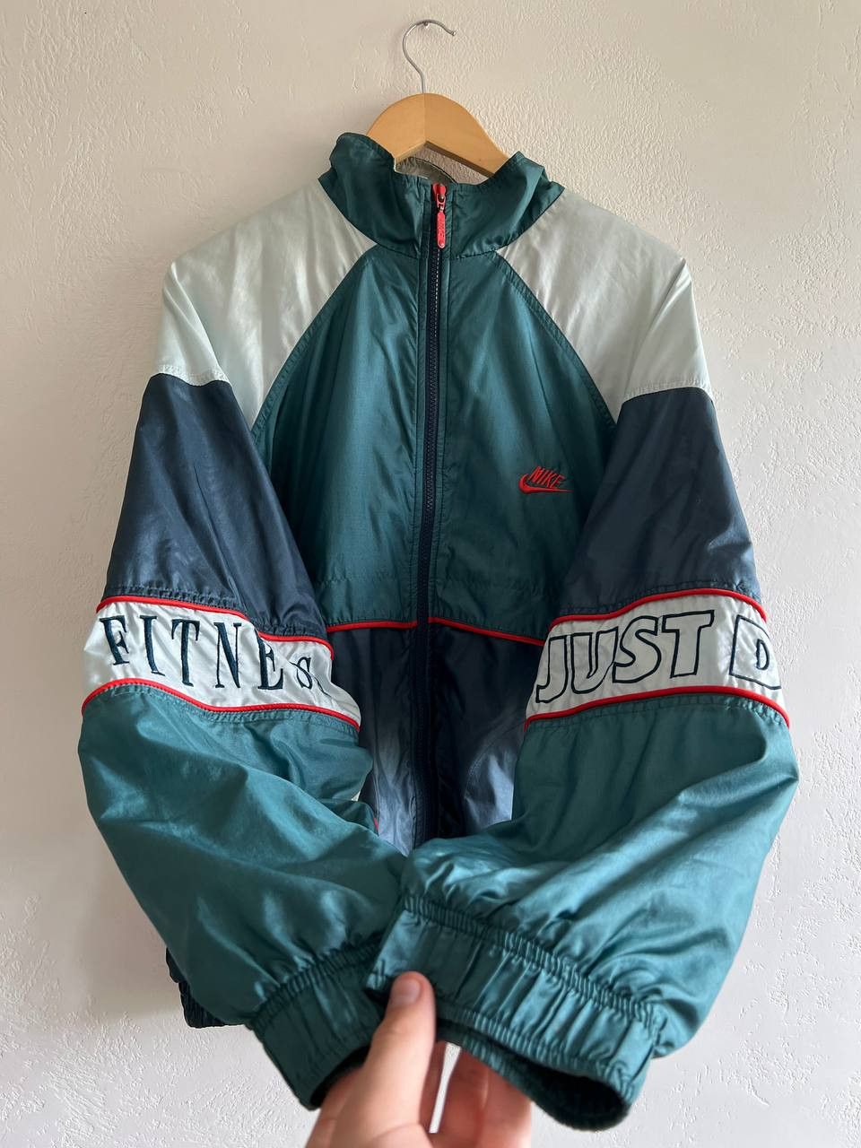 Nike Vintage Nike Just Do It Logo Light Nylon Track Jacket 90S Size US L / EU 52-54 / 3 - 2 Thumbnail