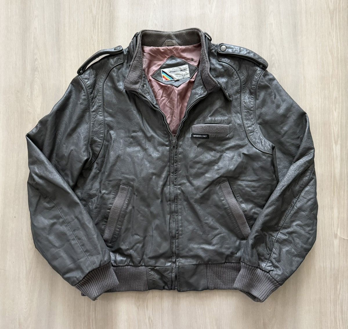Members Only Vintage 80s Members Only Leather Bomber Jacket Sz 42 * Size US M / EU 48-50 / 2 - 2 Thumbnail