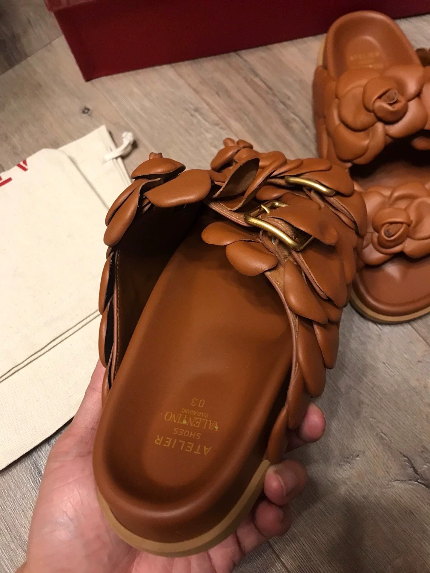 Valentino Valentino New 3D Flower Full Leather Slippers 42 EU Size US 9 / EU 42 - 3 Thumbnail