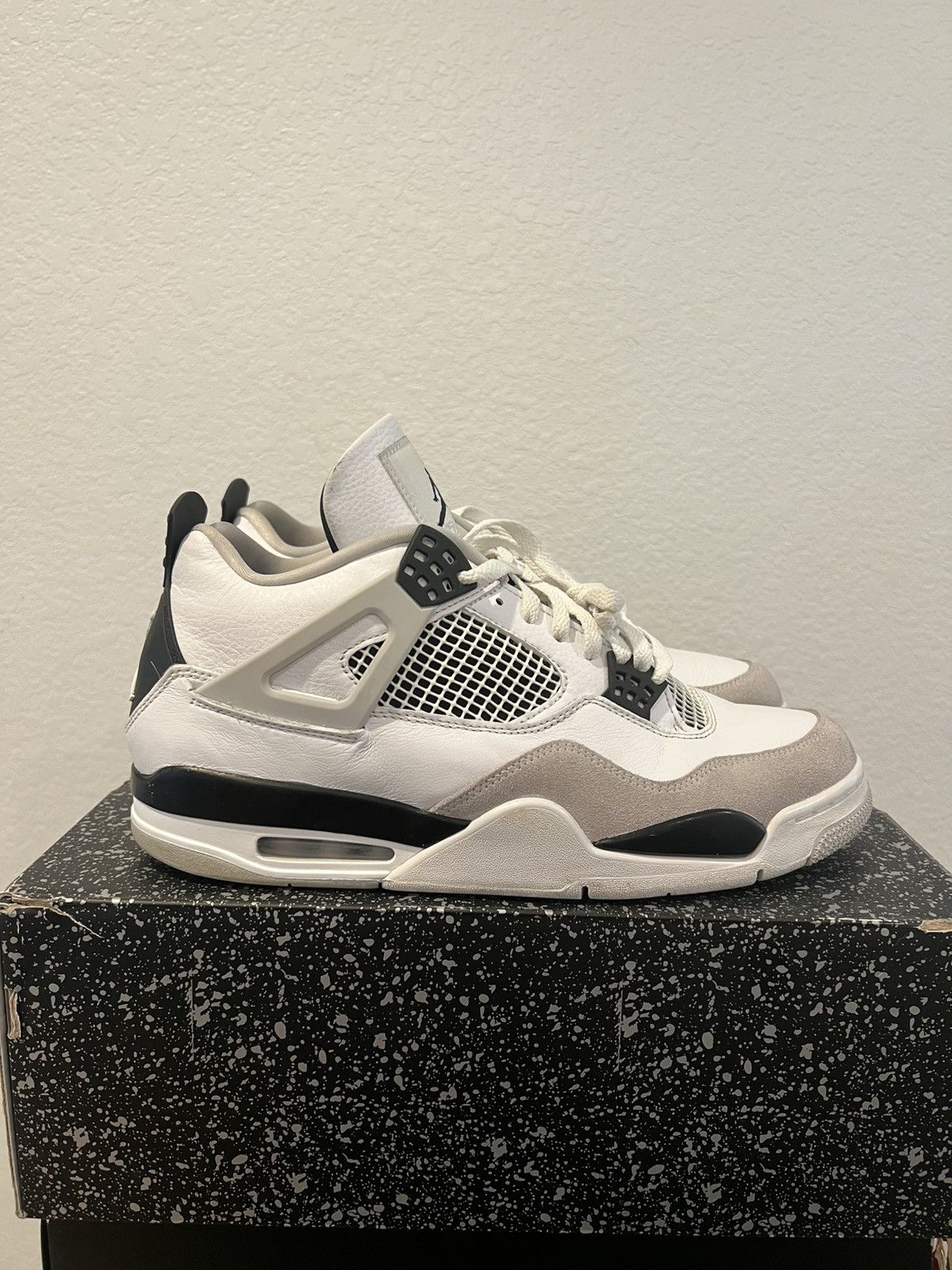 Jordan Brand Jordan 4 Retro Military Black Size US 12 / EU 45 - 1 Thumbnail