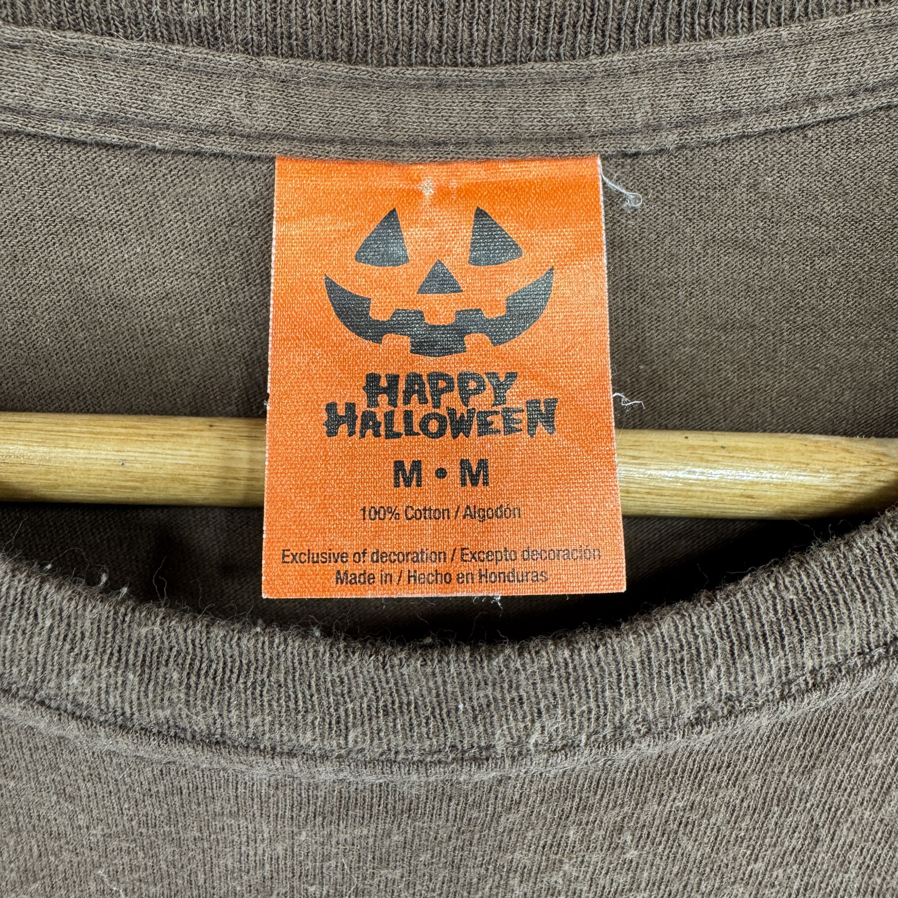 Vintage Rare Vintage Halloween Skeleton Scary Tshirt Size US M / EU 48-50 / 2 - 4 Thumbnail