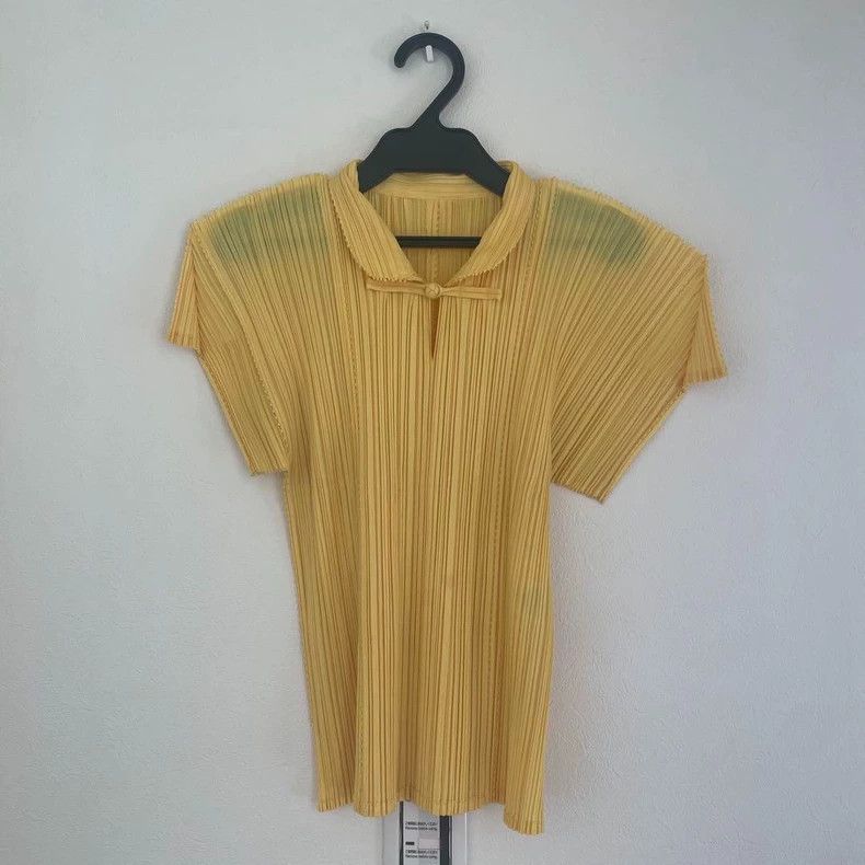 Issey Miyake Issey Miyake Yellow button-up short-sleeved shirt Size L / US 10 / IT 46 - 1 Thumbnail