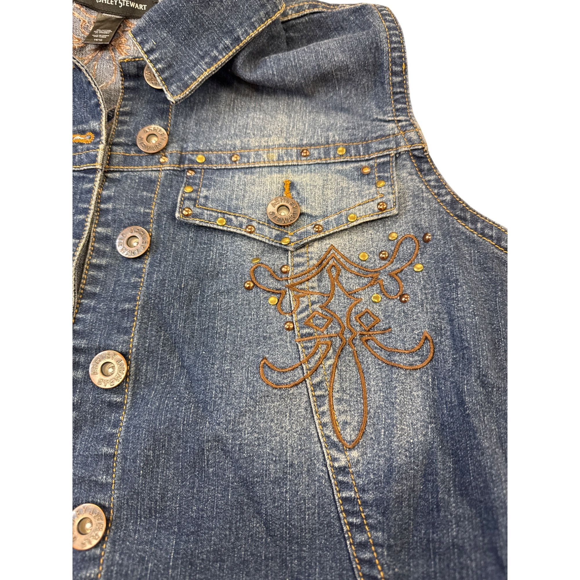 Designer Ashley Stewart Womens Blue Denim Embroidered Vest Size 14/16 Size XL / US 12-14 / IT 48-50 - 5 Thumbnail