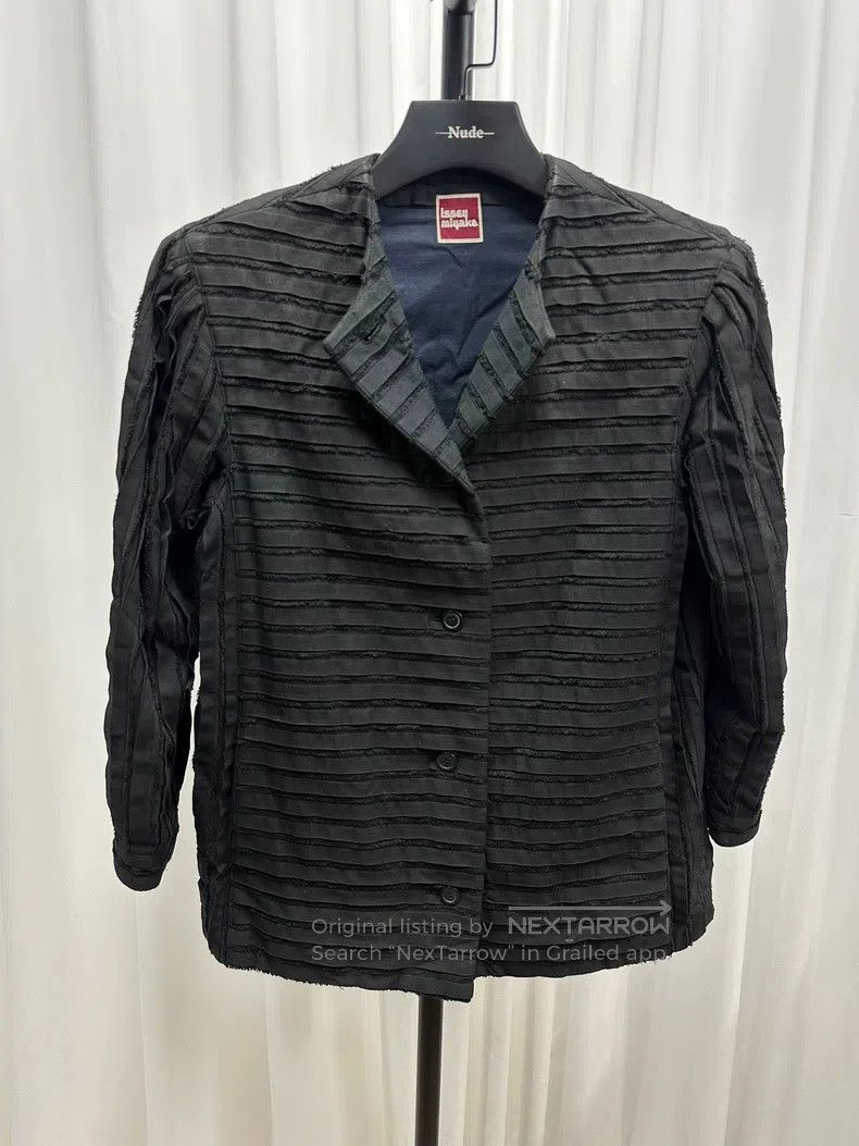 Issey Miyake Issey Miyake Red Label Destroyed Pleated Jacket Size US S / EU 44-46 / 1 - 6 Thumbnail