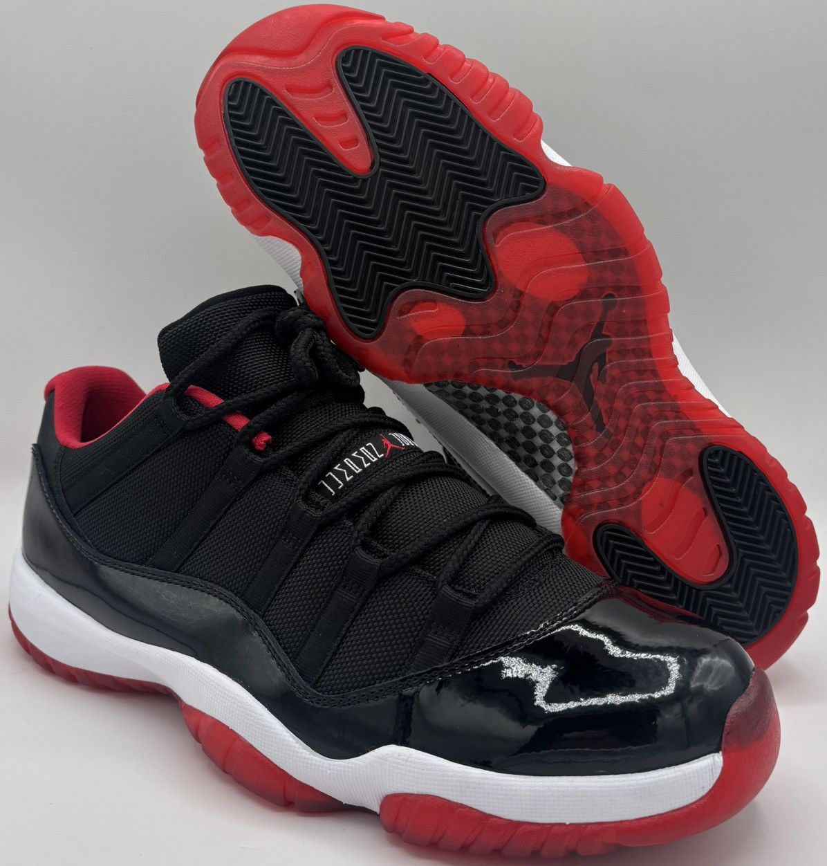 Jordan Brand Jordan 11 Retro Low Bred (2015) Size US 11 / EU 44 - 2 Thumbnail