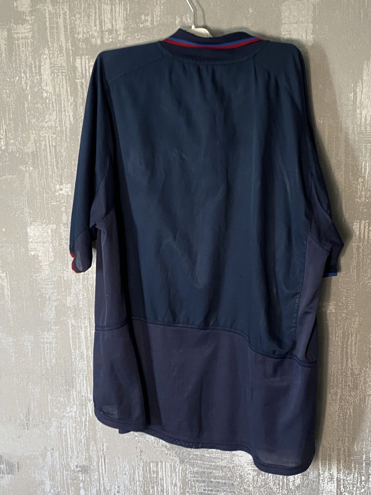 Nike Vintage Barcelona Nike Soccer Jersey Away Size US L / EU 52-54 / 3 - 7 Thumbnail