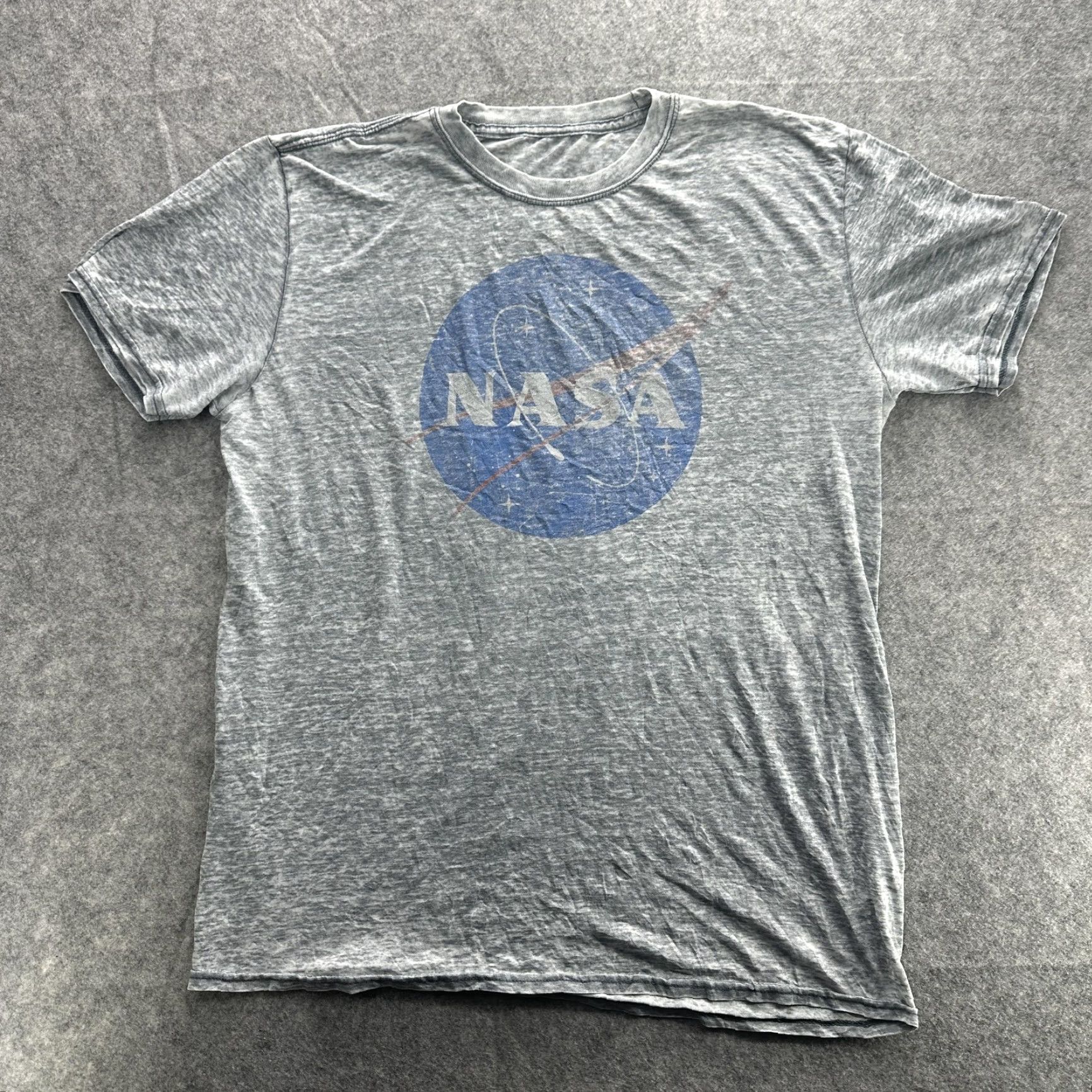 Vintage NASA Shirt Mens Large Gray Distressed Logo Tee Space Graphic Astronaut Size US M / EU 48-50 / 2 - 2 Thumbnail