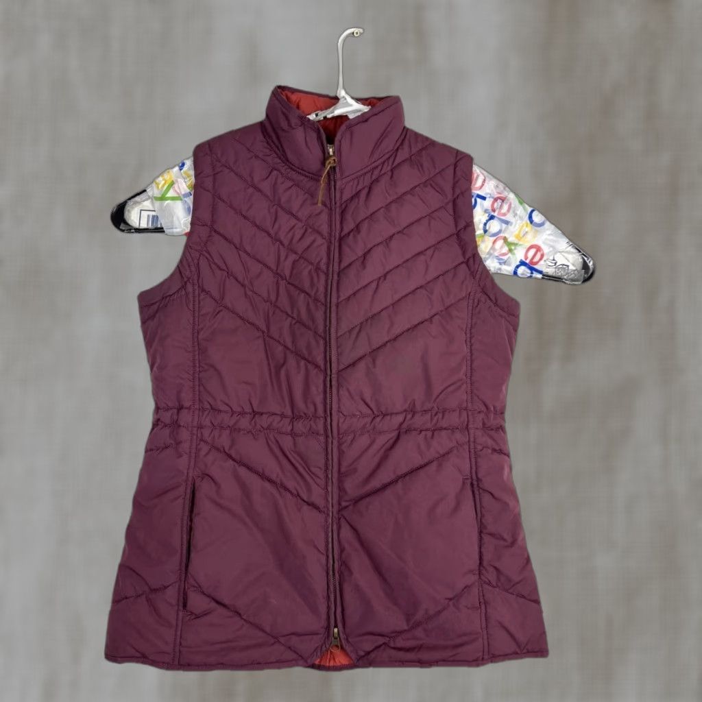 Vintage Woolrich Vest Womens Medium Full Zip Red Quilted Polyester VEST 21” 25” Size M / US 6-8 / IT 42-44 - 1 Thumbnail