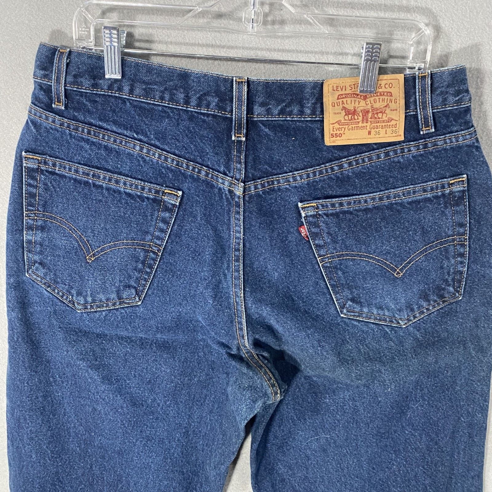 Levi's Vtg Levis 550 Relaxed Fit Denim Blue Jeans USA Mens 36x36 Size US 36 / EU 52 - 5 Thumbnail