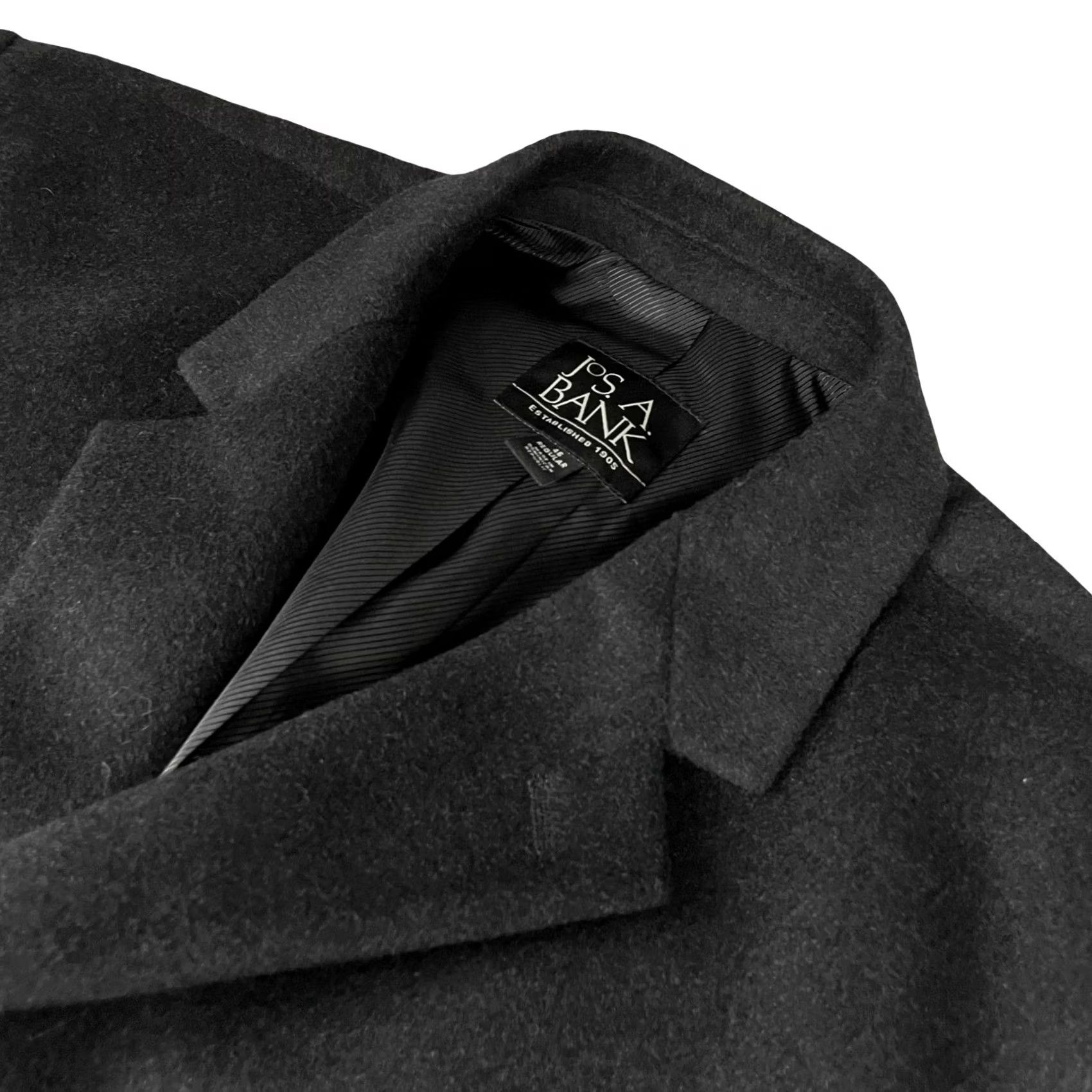 Jos. A. Bank Jos A Bank Men’s Wool Blend 3-Button Overcoat Gray 46R Size US S / EU 44-46 / 1 - 2 Thumbnail