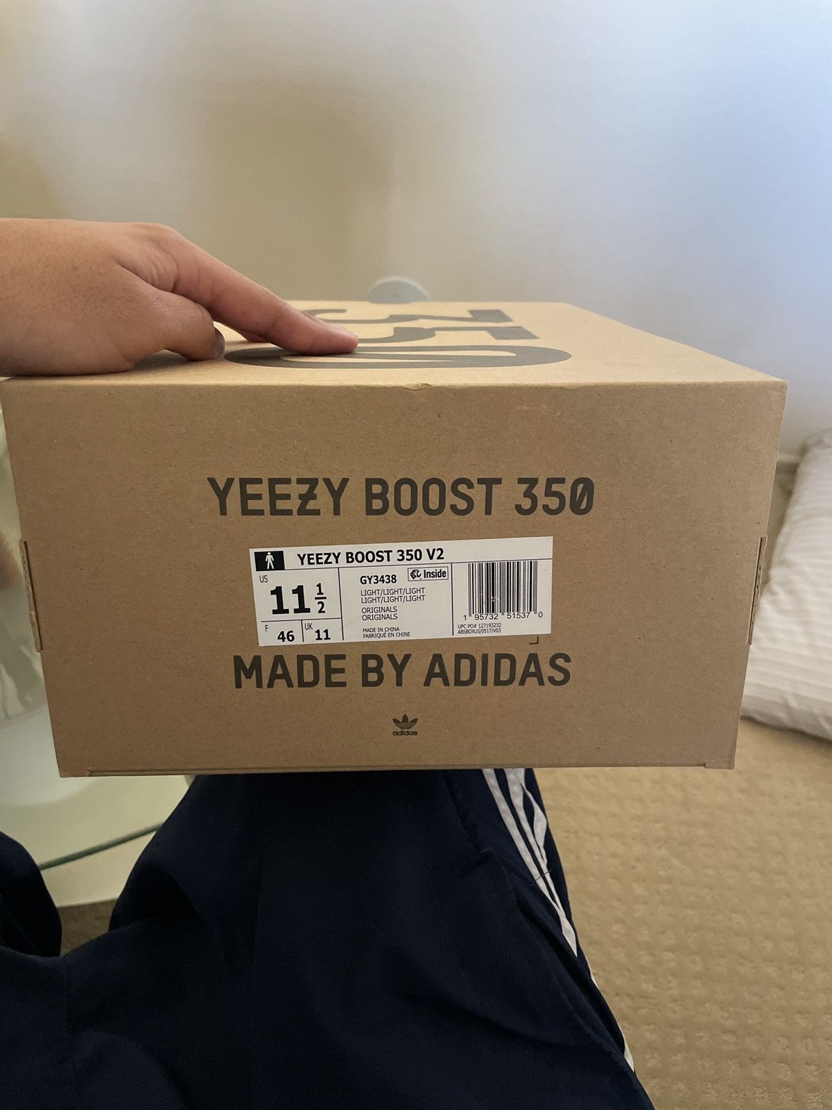 Adidas × Yeezy YEEZY BOOST 350 V2 Size US 11.5 / EU 44-45 - 4 Thumbnail