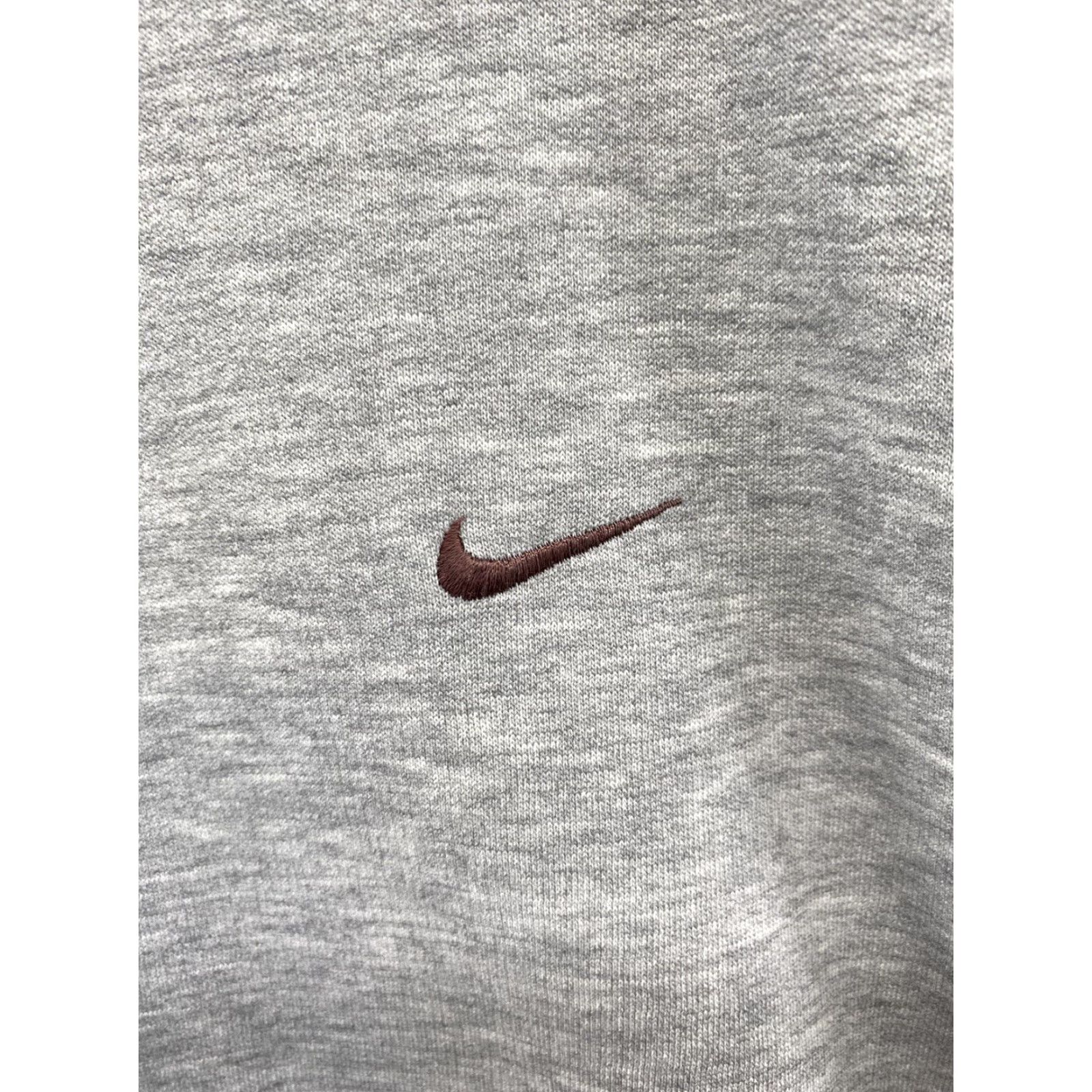 Nike VINTAGE Nike Sweatshirt Men's XL Gray Swoosh Logo 90s Mini Brown Pullover Distressed Size US XL / EU 56 / 4 - 2 Thumbnail