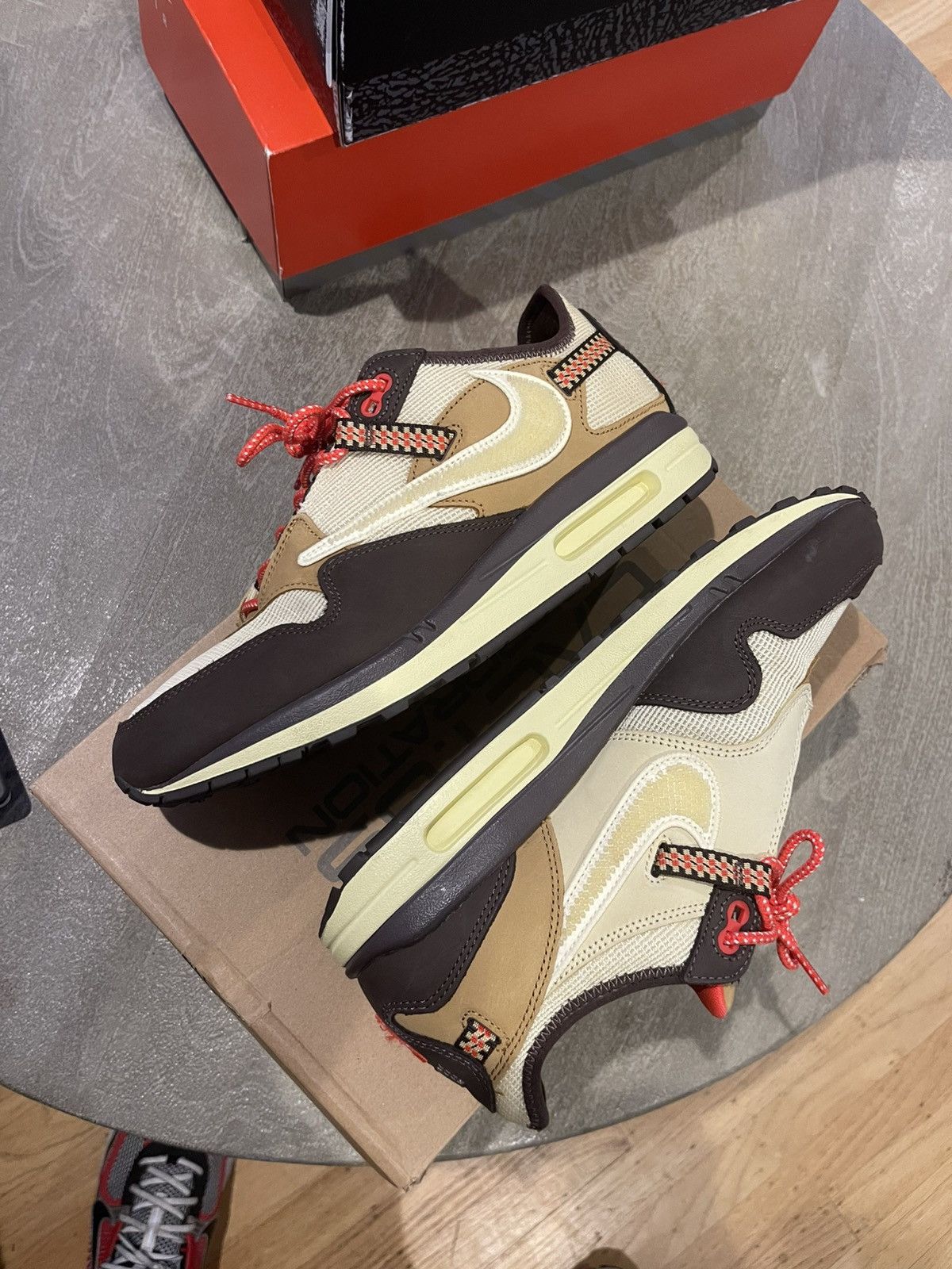 Nike Travis Scott Airmax 1 Size US 10 / EU 43 - 7 Thumbnail