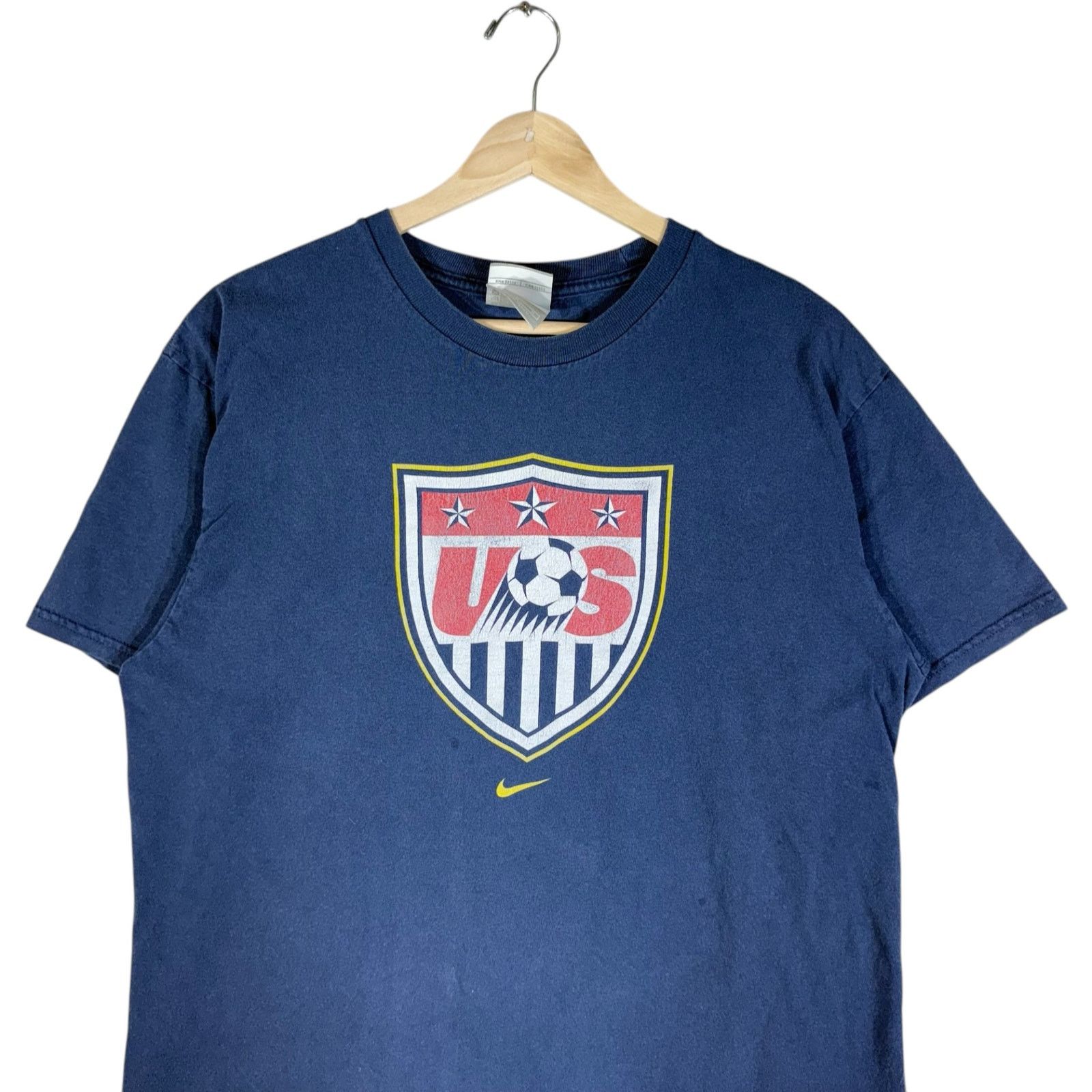 Nike Vintage Nike Team USA Soccer Tee M Size US M / EU 48-50 / 2 - 2 Thumbnail