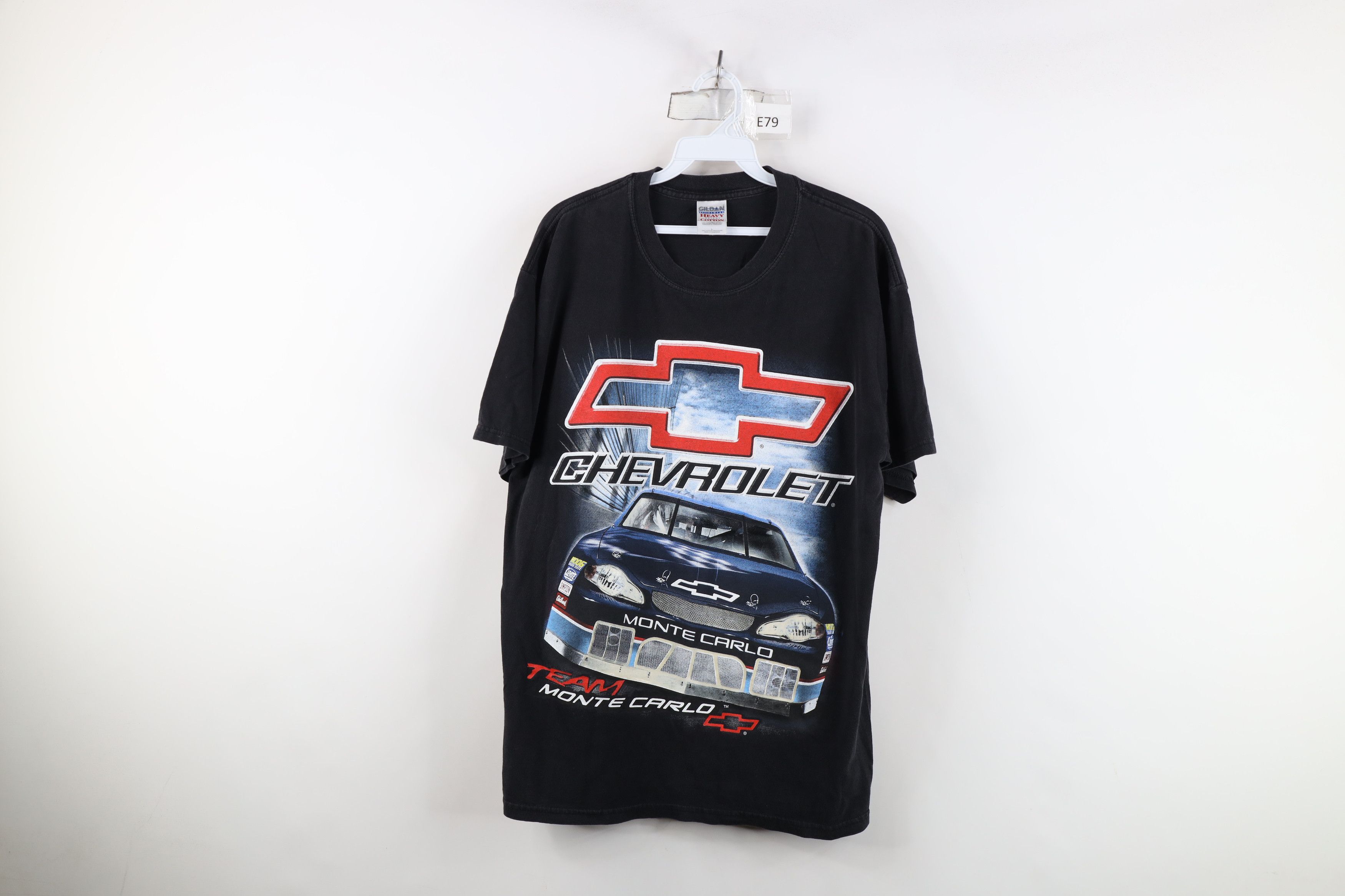 Vintage Vintage Y2K 2004 Nascar Print Chevrolet Monte Carlo T-Shirt Size US L / EU 52-54 / 3 - 1 Thumbnail