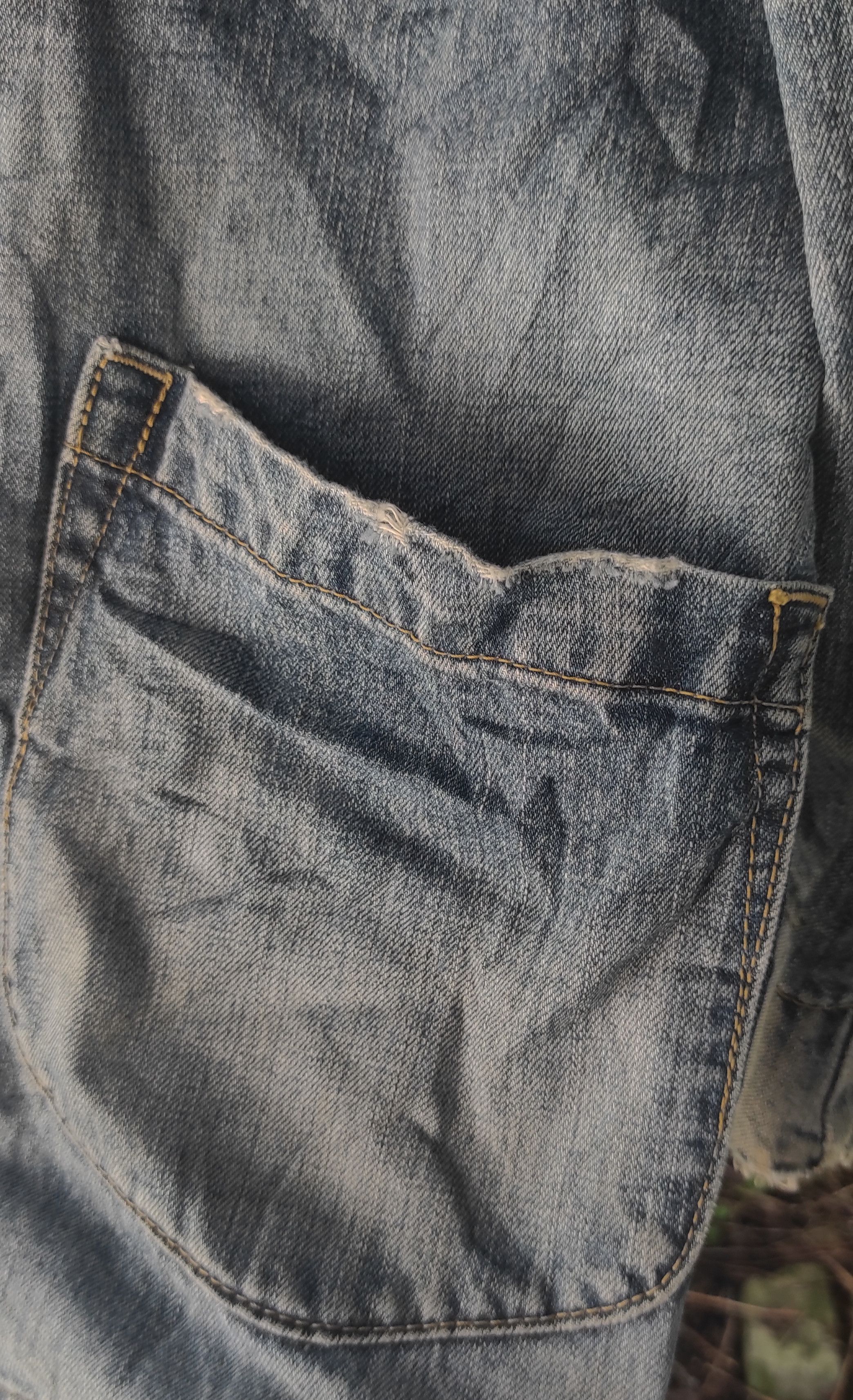 Levi's Vintage Clothing Distressed Vintage Levi's Chore Jacket Size US M / EU 48-50 / 2 - 14 Thumbnail