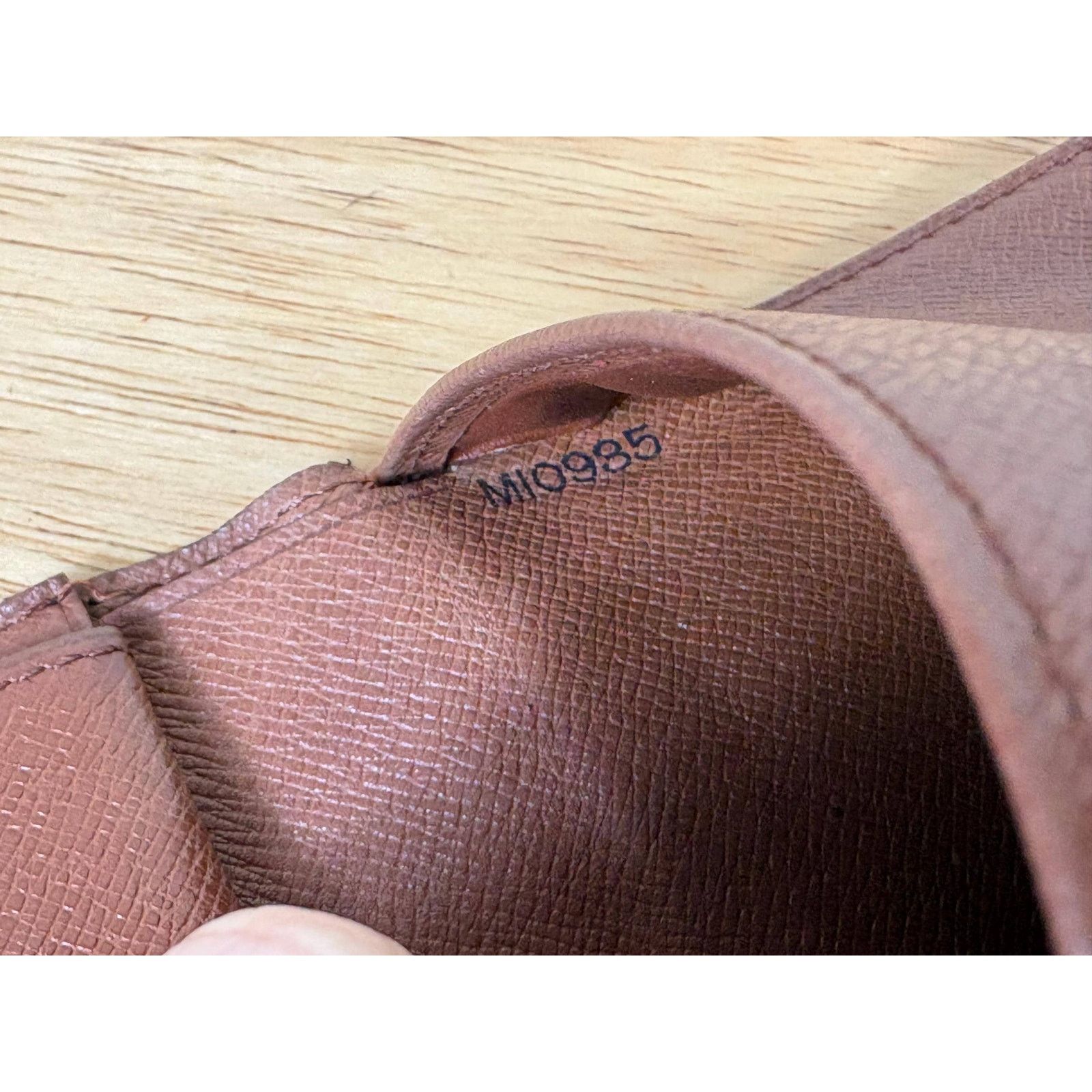 Louis Vuitton Authentic Louis Vuitton Monogram Porte Tresor Trifold Wallet Size ONE SIZE - 9 Thumbnail
