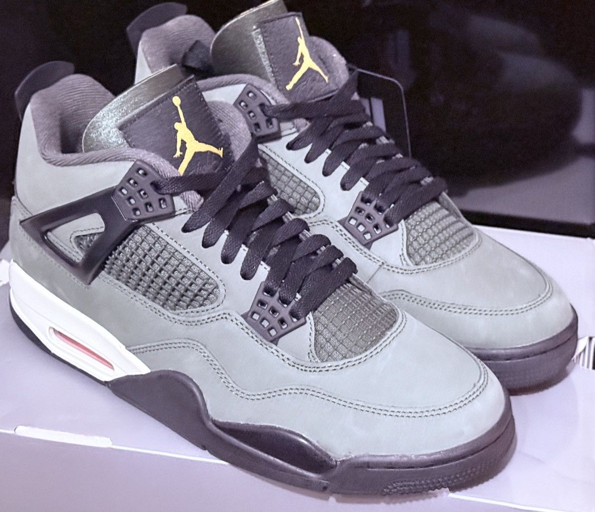 Jordan Brand Undefeated x Air Jordan 4 Retro 2025 Green - Size 10 Size US 10 / EU 43 - 1 Thumbnail