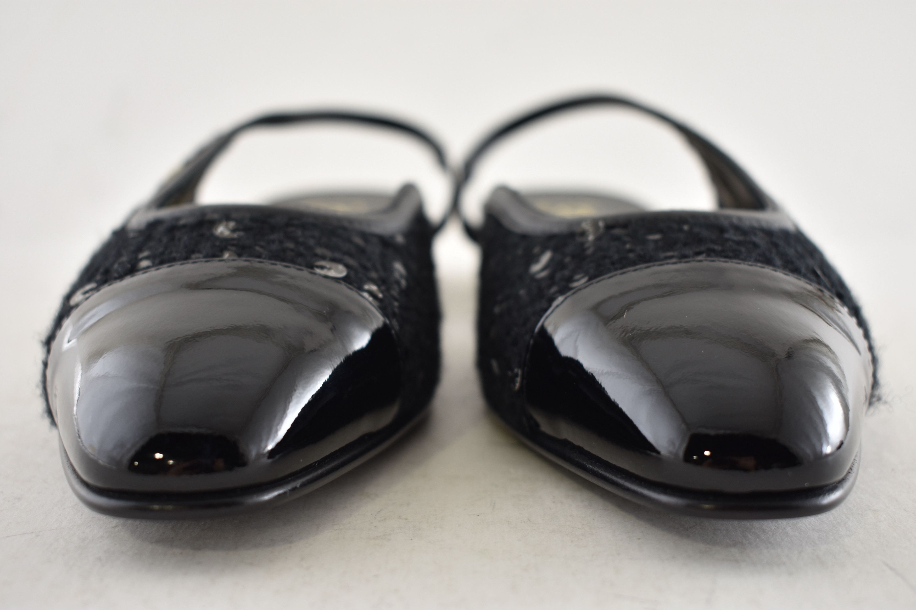 Chanel Chanel 24K Black Tweed CC Logo Slingback Ballet Flat 37 Size US 7 / IT 37 - 12 Thumbnail