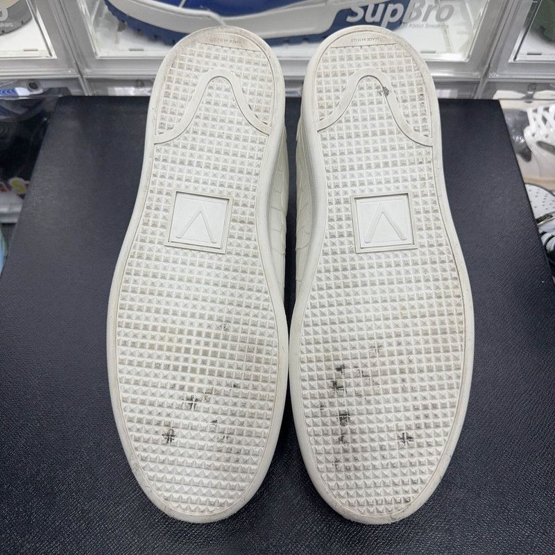 Louis Vuitton Louis Vuitton White Crocodile Casual Sneakers - Size US 10.5 / EU 43-44 - 4 Thumbnail