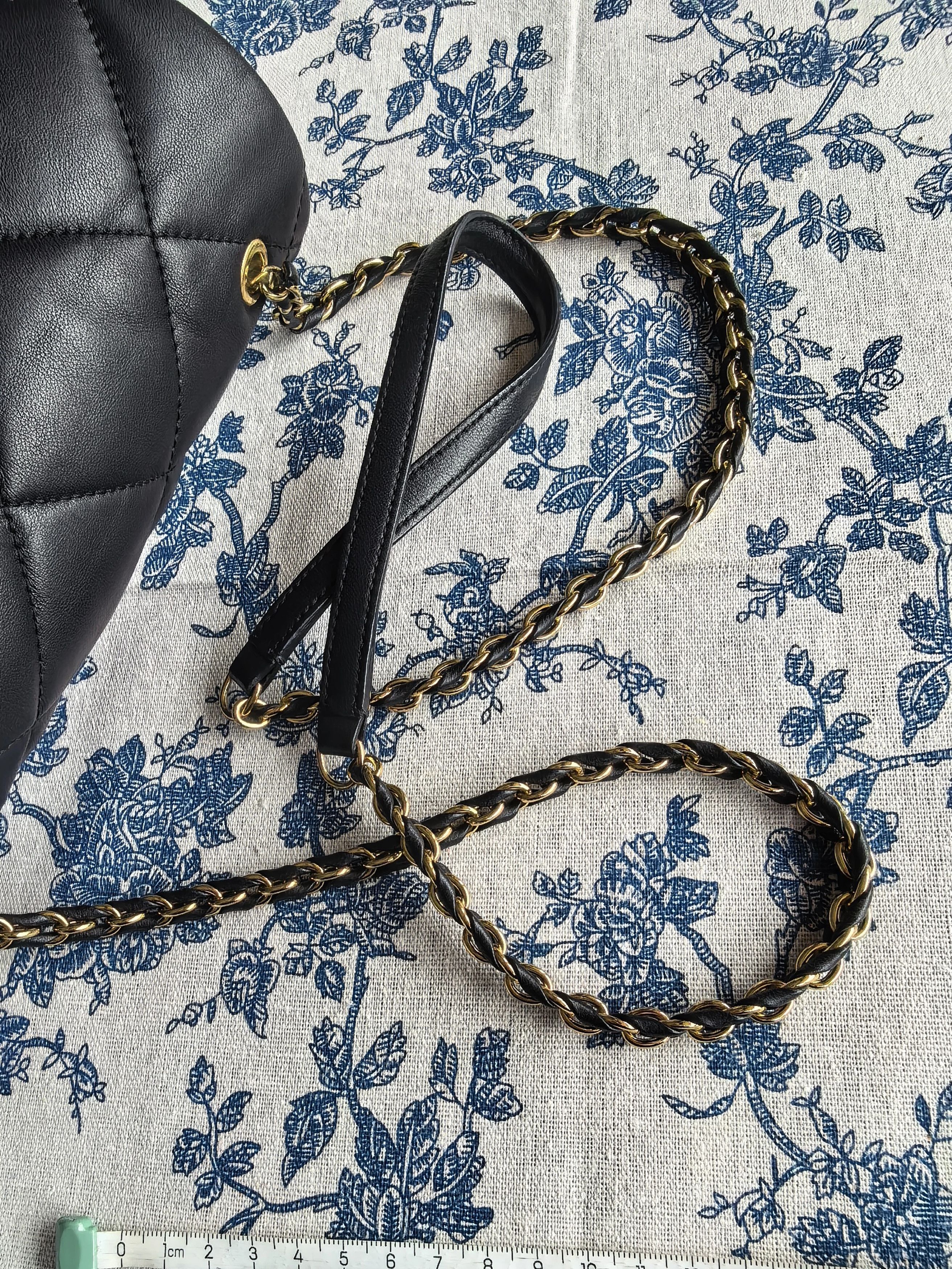 Salvatore Ferragamo Ferragamo Black Lambskin Bow Chain Crossbody/Shoulder Bag Size ONE SIZE - 9 Thumbnail