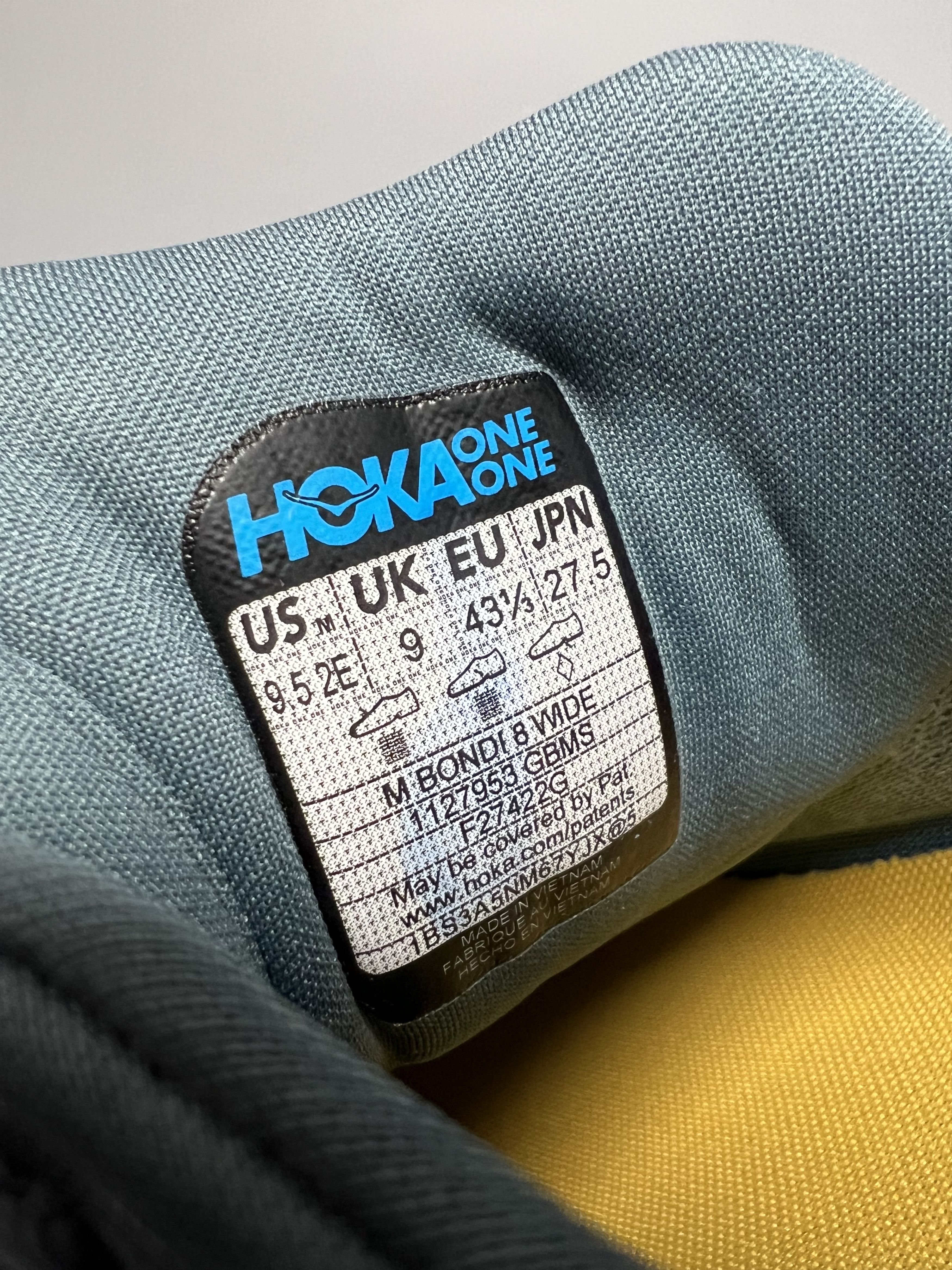 Hoka 9.5 EE Hoka One One Bondi 8 Wide Running Shoes Gym Walking Size US 9.5 / EU 42-43 - 10 Thumbnail