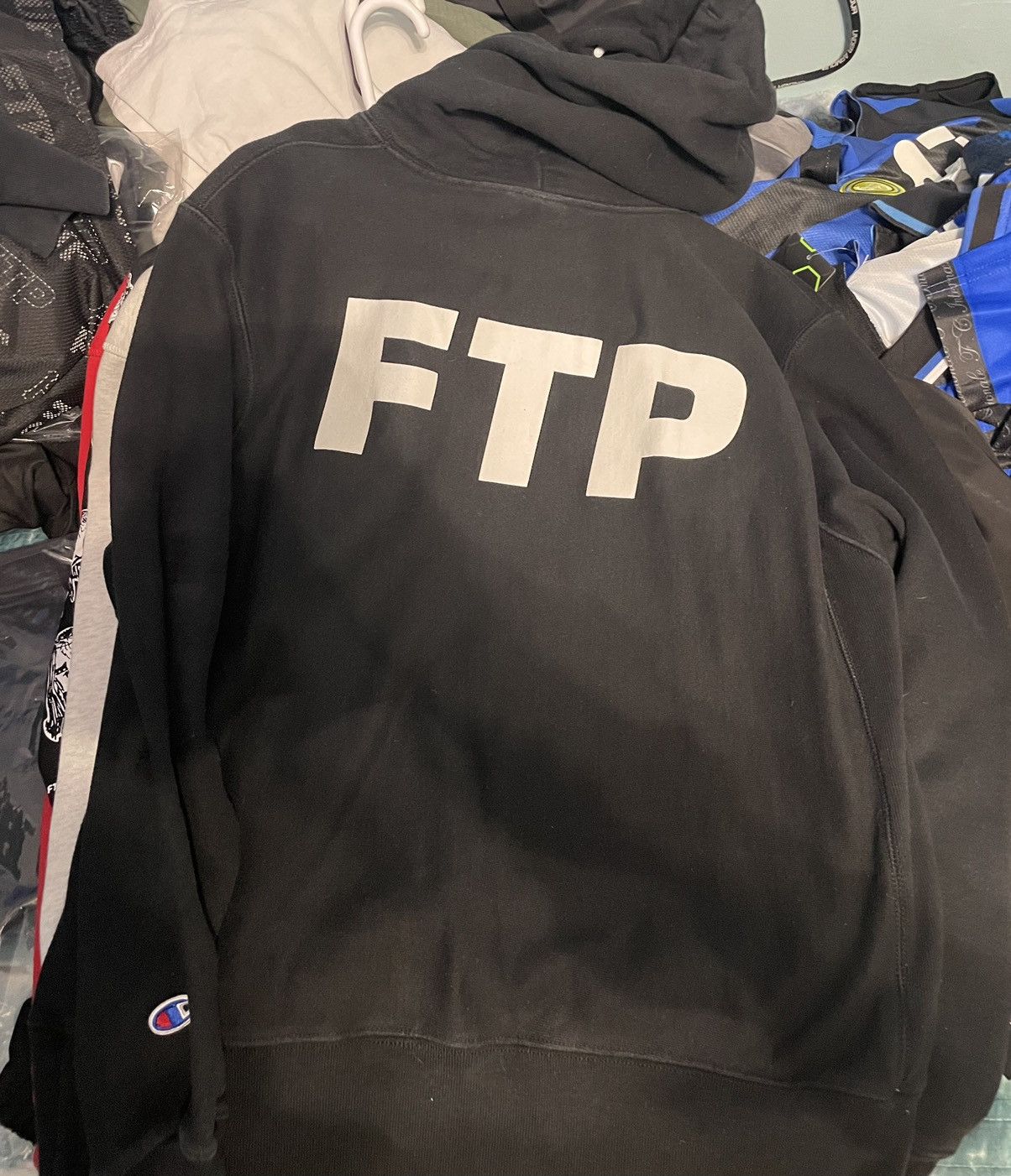Fuck The Population FTP CHAMPION HOODIE SIZE M Size US M / EU 48-50 / 2 - 4 Thumbnail