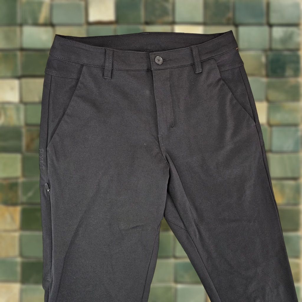 Vintage BYLT Slim Fit Everyday Pant 2.0 Mens 31x28 Black Chino Stretch Waist Elastic Front Flat Pockets Size US 31 - 1 Thumbnail