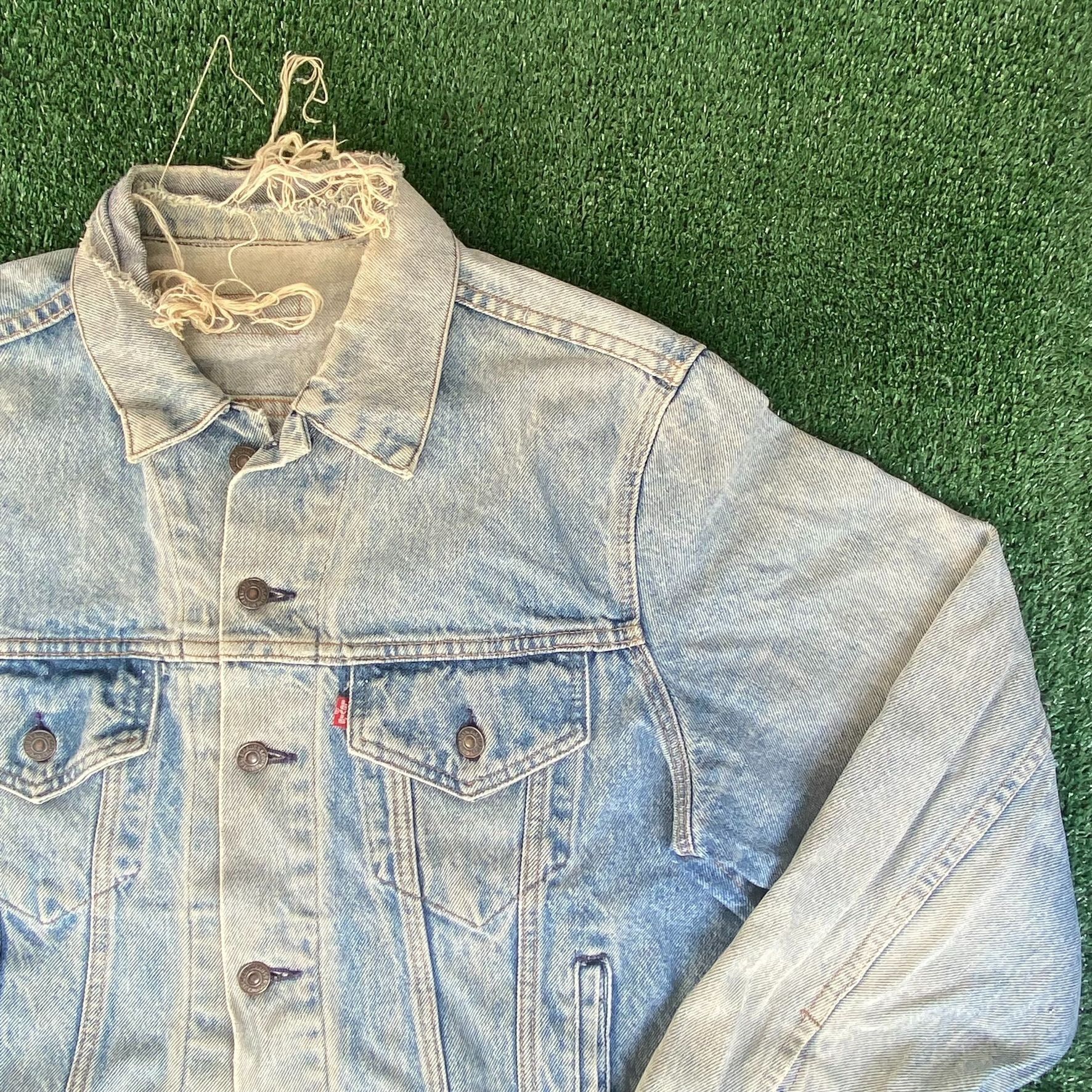 Levi's Vintage 90s Levi's Trucker Jacket Punk Denim Jean Jacket Size US M / EU 48-50 / 2 - 2 Thumbnail