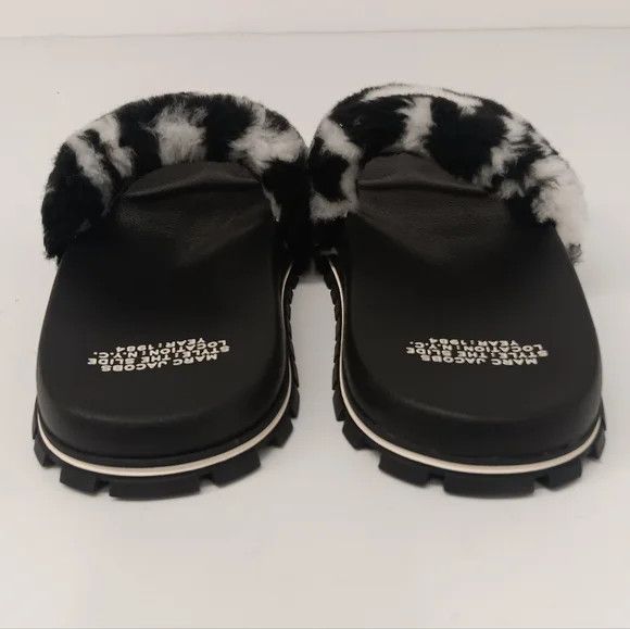 Marc Jacobs Marc Jacobs Women's "The Monogram Teddy Slide" - EU40/US10 Size US 10 / IT 40 - 10 Thumbnail