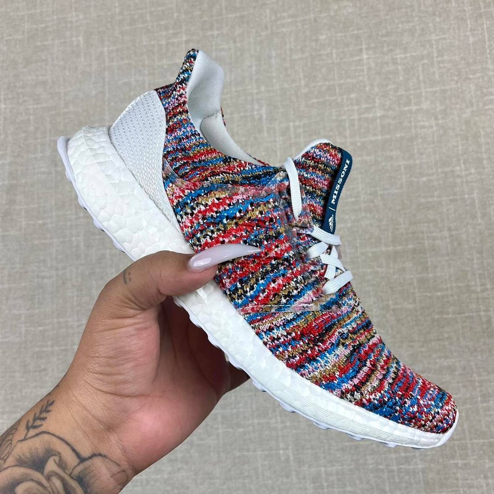 Ultra boost cheap clima multicolor