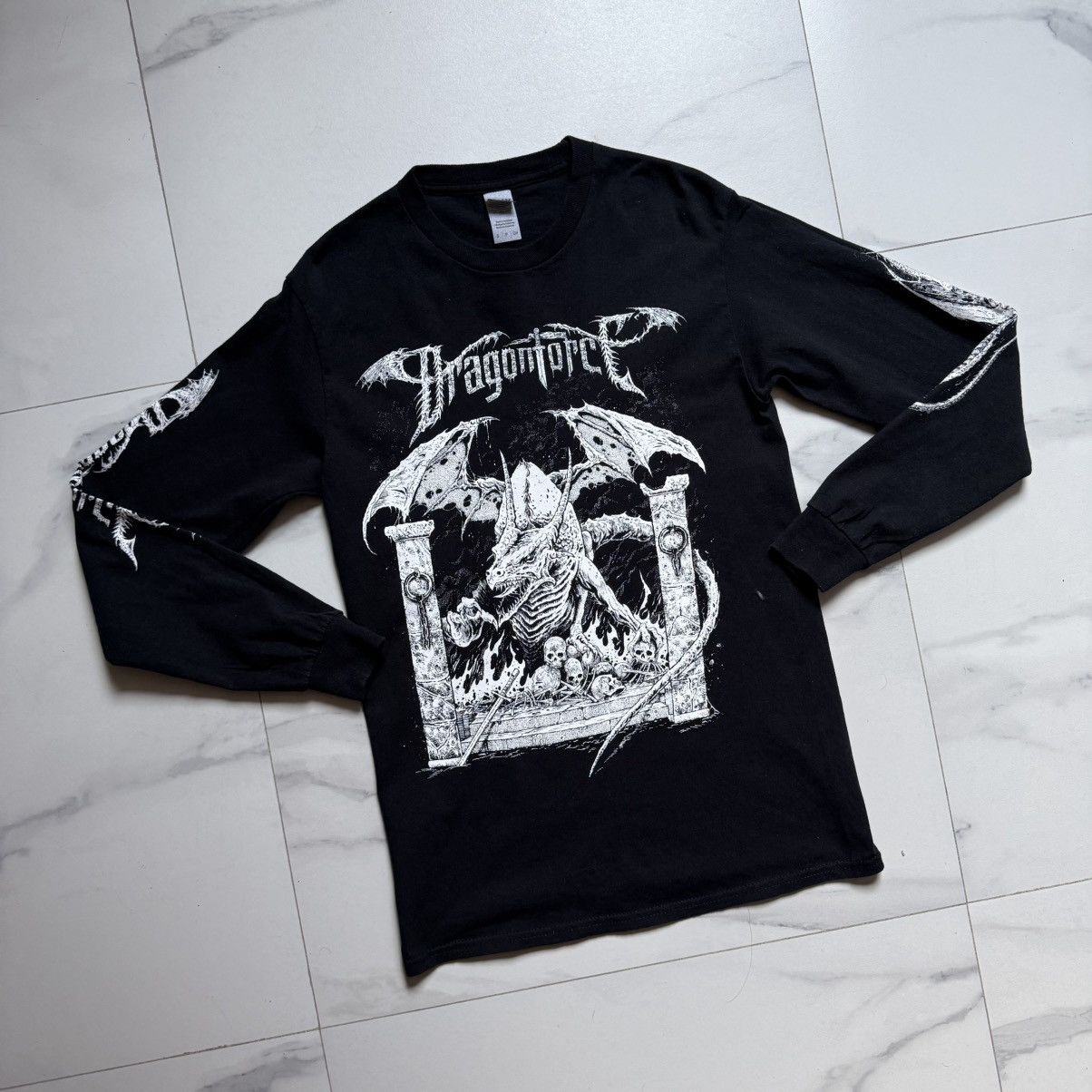 Band Tees DragonForce Death Dragon Long Sleeve T-Shirt Size US S / EU 44-46 / 1 - 3 Thumbnail