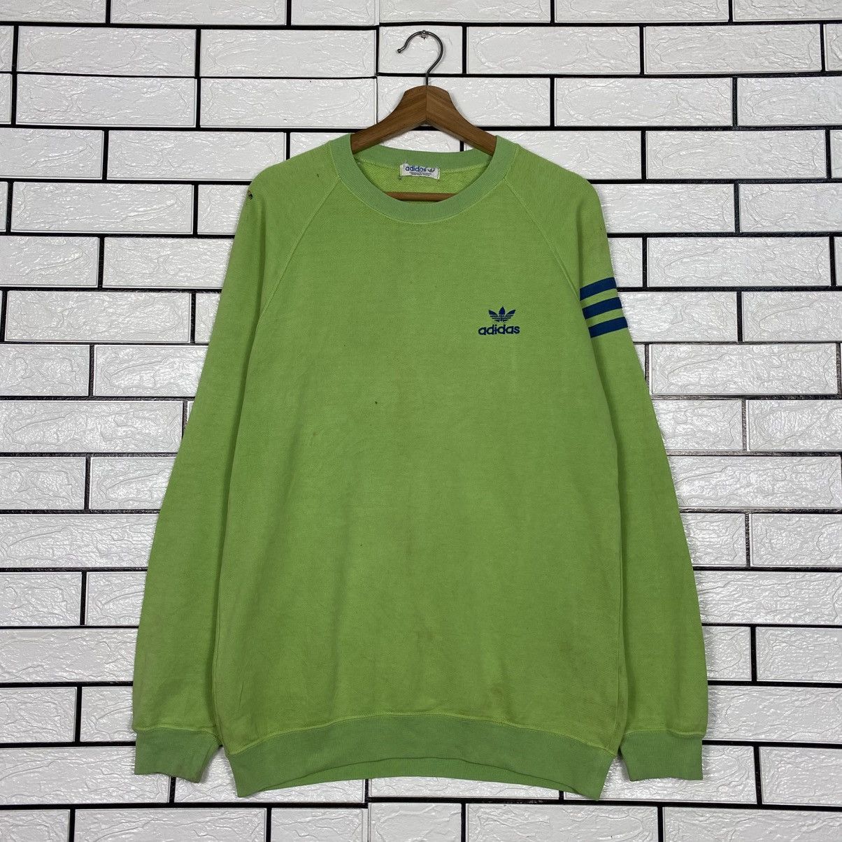 Adidas Vintage Sweatshirt Adidas Striped Design Size US L / EU 52-54 / 3 - 2 Thumbnail