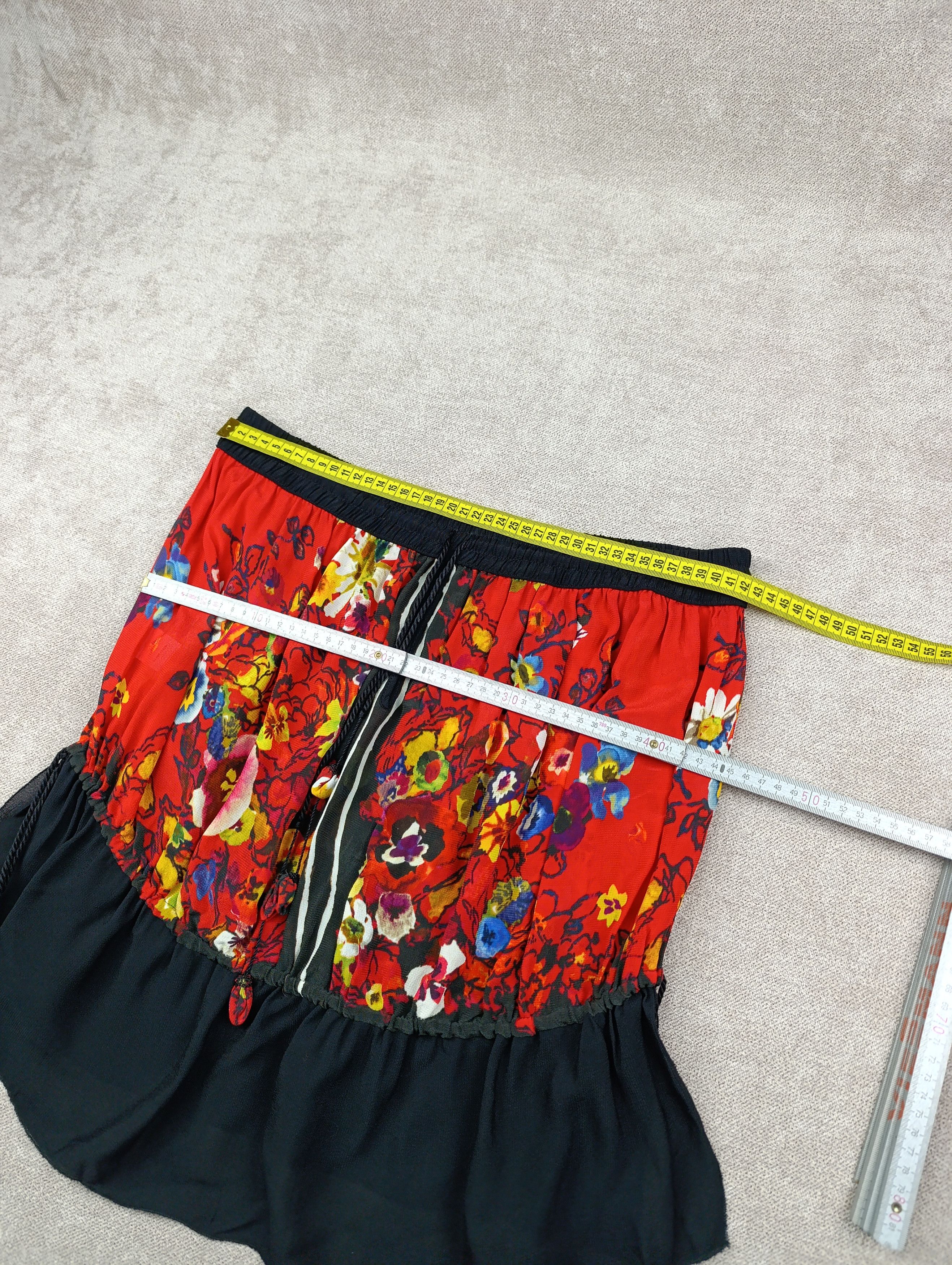 Jean Paul Gaultier Jean Paul Gaultier Femme vintage rayon/silk flora mini skirt Size 28" / US 6 / IT 42 - 8 Thumbnail