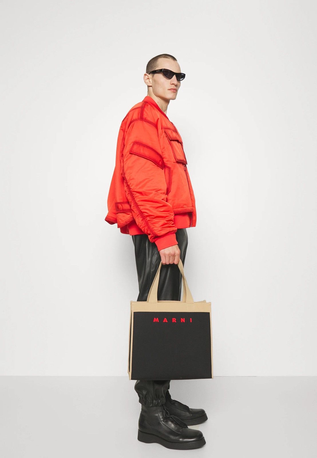 Solid Homme × Wooyoungmi !DS! SS23 Solid Homme Red Multipocket Bomber Size US M / EU 48-50 / 2 - 6 Thumbnail
