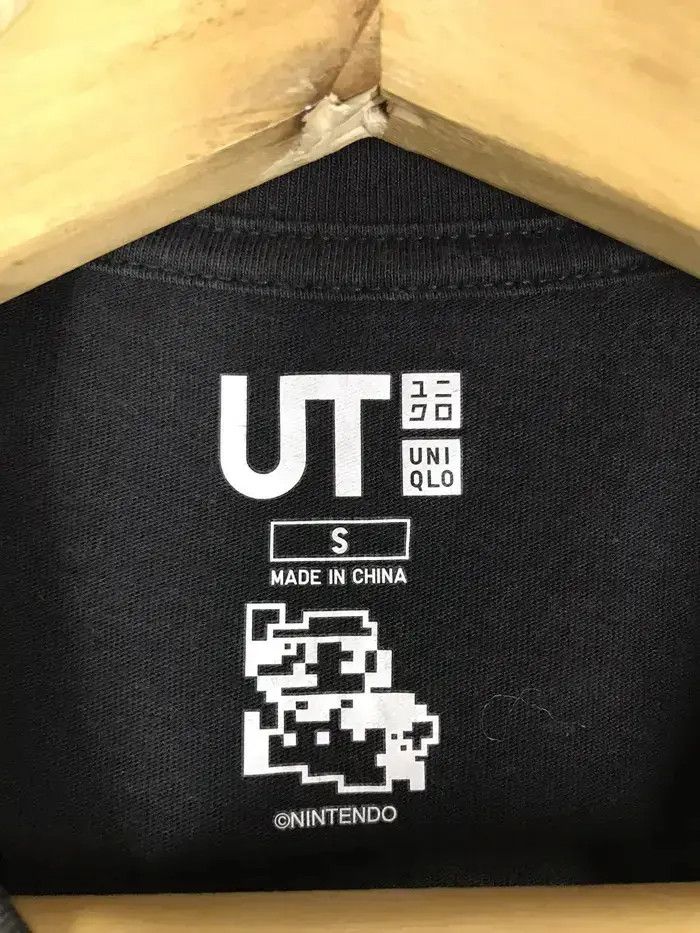 Nintendo Uniqlo x Nintendo Tshirts Size US S / EU 44-46 / 1 - 5 Thumbnail