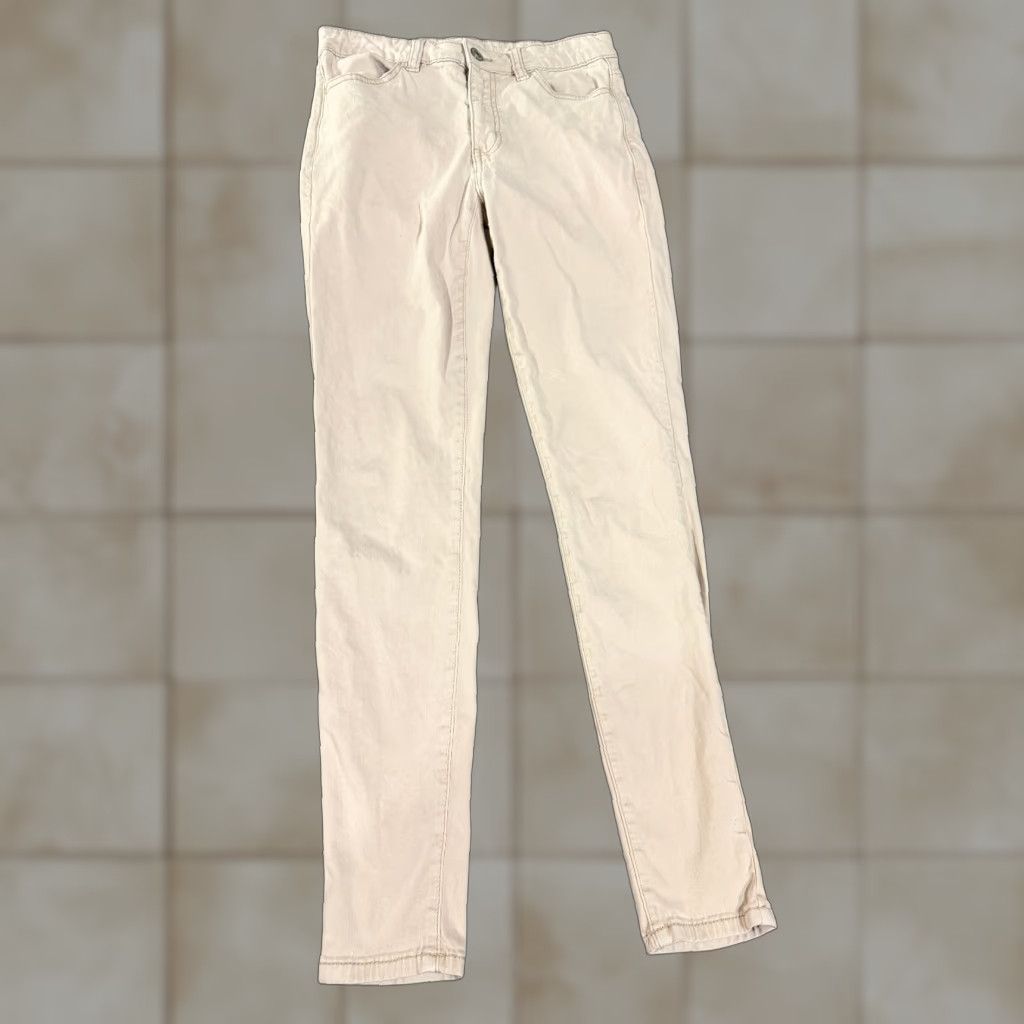 American Eagle Outfitters VINTAGE? No. American Eagle Outfitters Jegging Jeans Women 2 Beige Tan Cotton Denim Stretch Pockets 5-Pocket Distressed High Rise Inseam 28 in Size 26" / US 2 / IT 38 - 1 Thumbnail