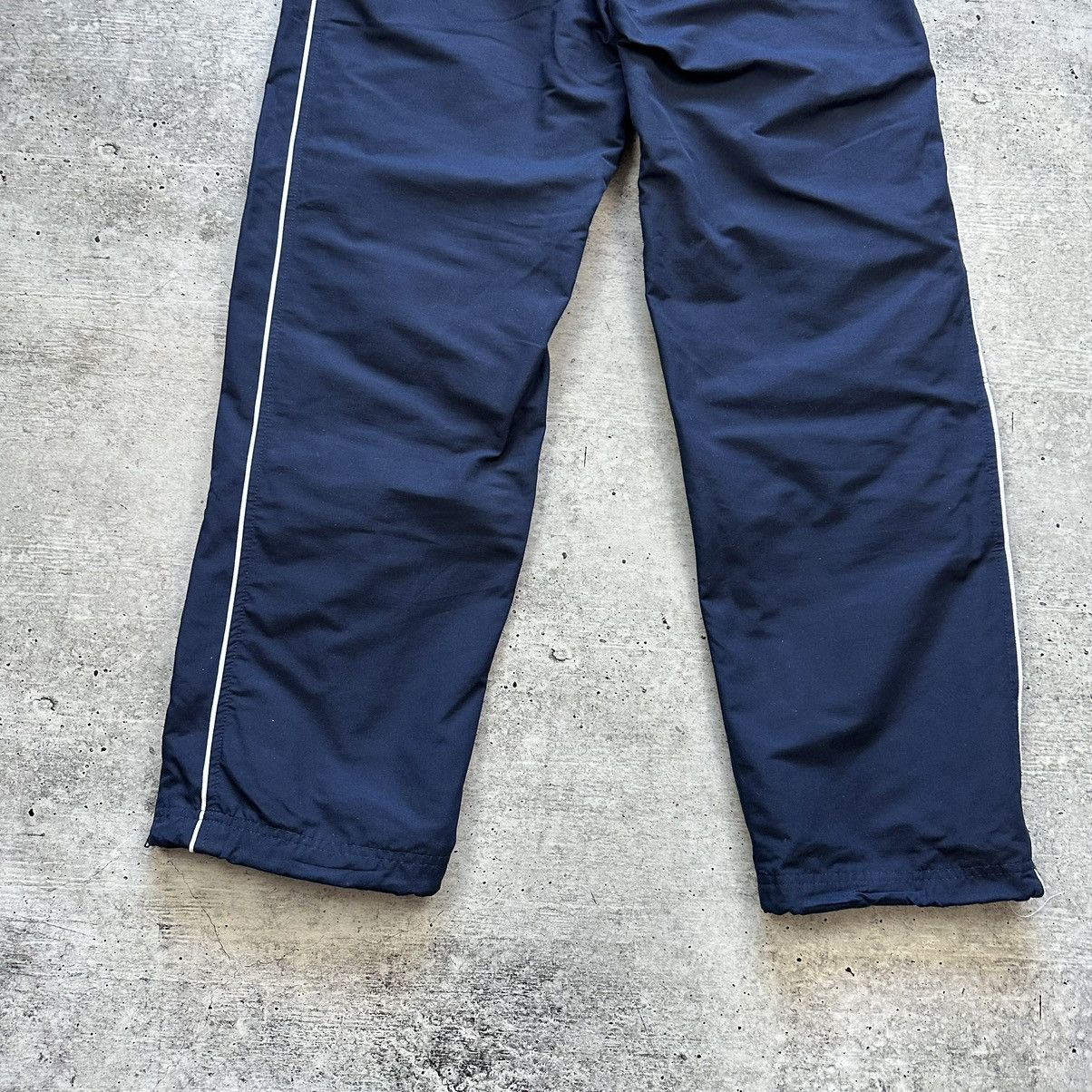 Nike Vintage Nike Nylon Track BAGGY Pants Drill Y2K Logo Men’s Size US 32 / EU 48 - 9 Thumbnail