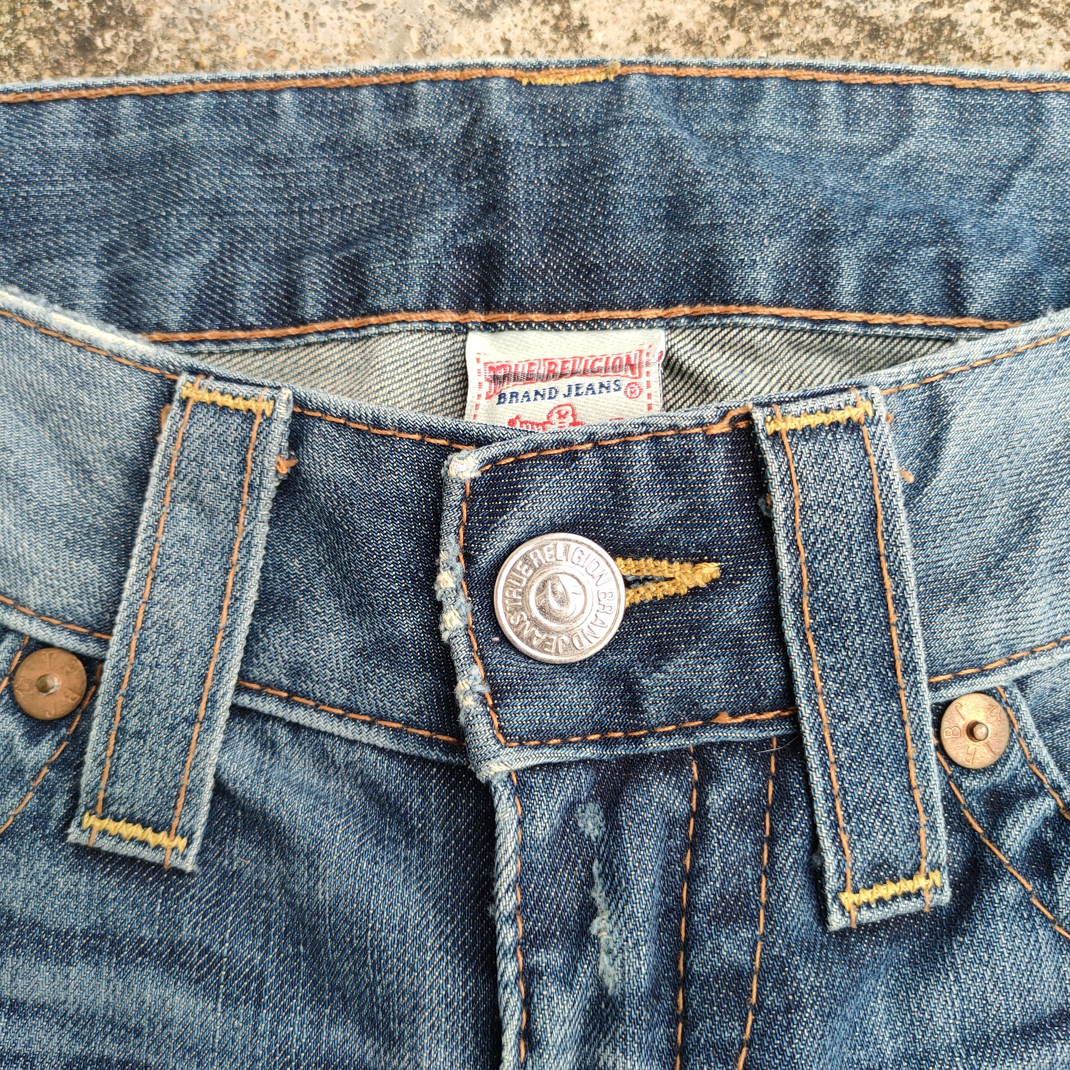 True Religion TRUE RELIGION FLARE RIPPED JEANS DENIM PANTS Size US 29 - 4 Thumbnail