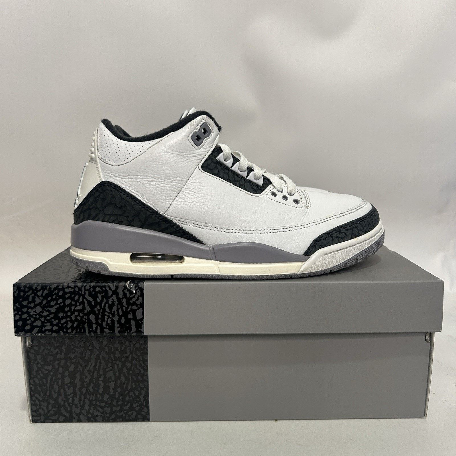 Jordan Brand Nike Air Jordan 3 Retro OG “Cement Grey” Size US 8.5 / EU 41-42 - 4 Thumbnail