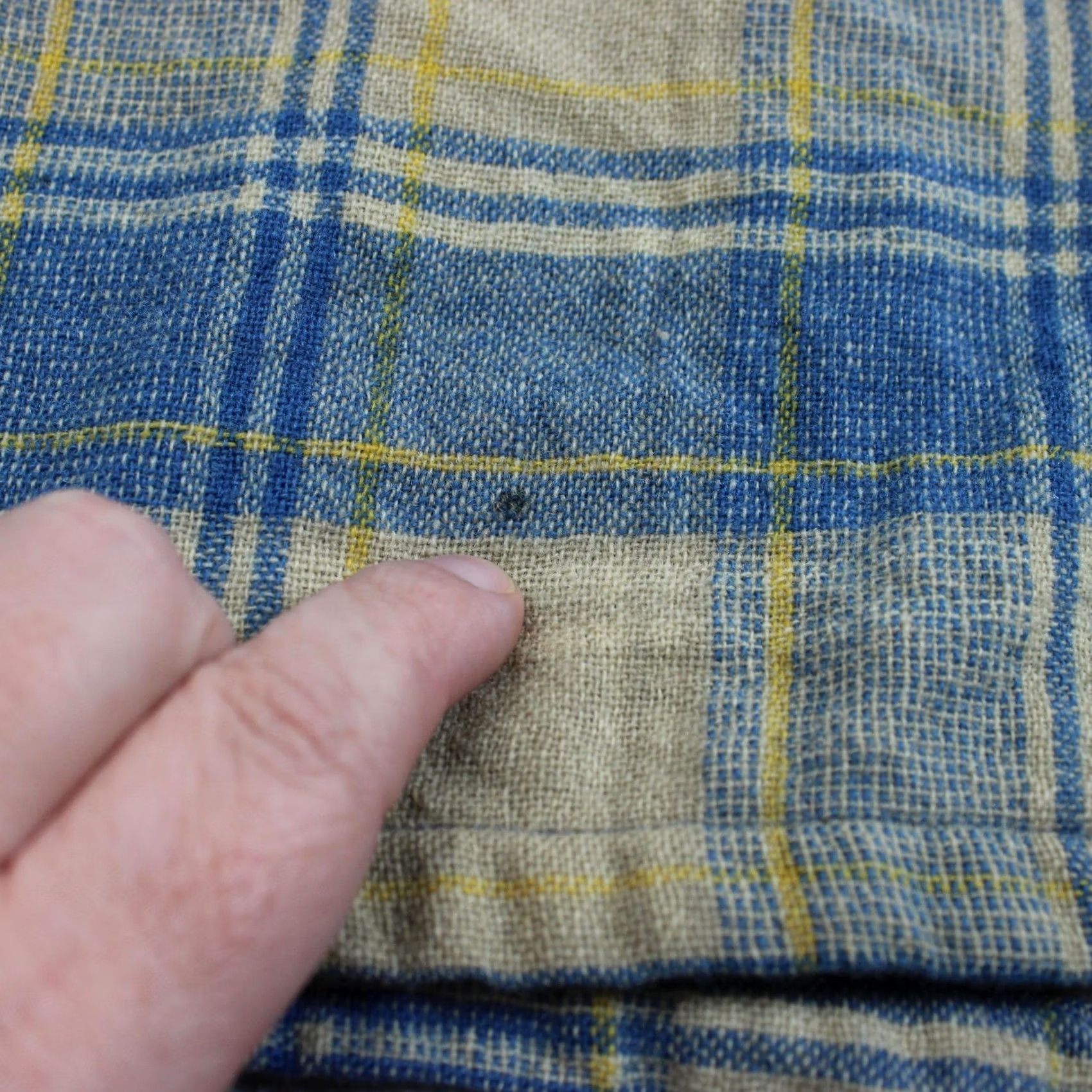 Pendleton VINTAGE Pendleton Wool Loop Collar Shirt Men Medium Blue Plaid Heritage READ Size US M / EU 48-50 / 2 - 4 Thumbnail