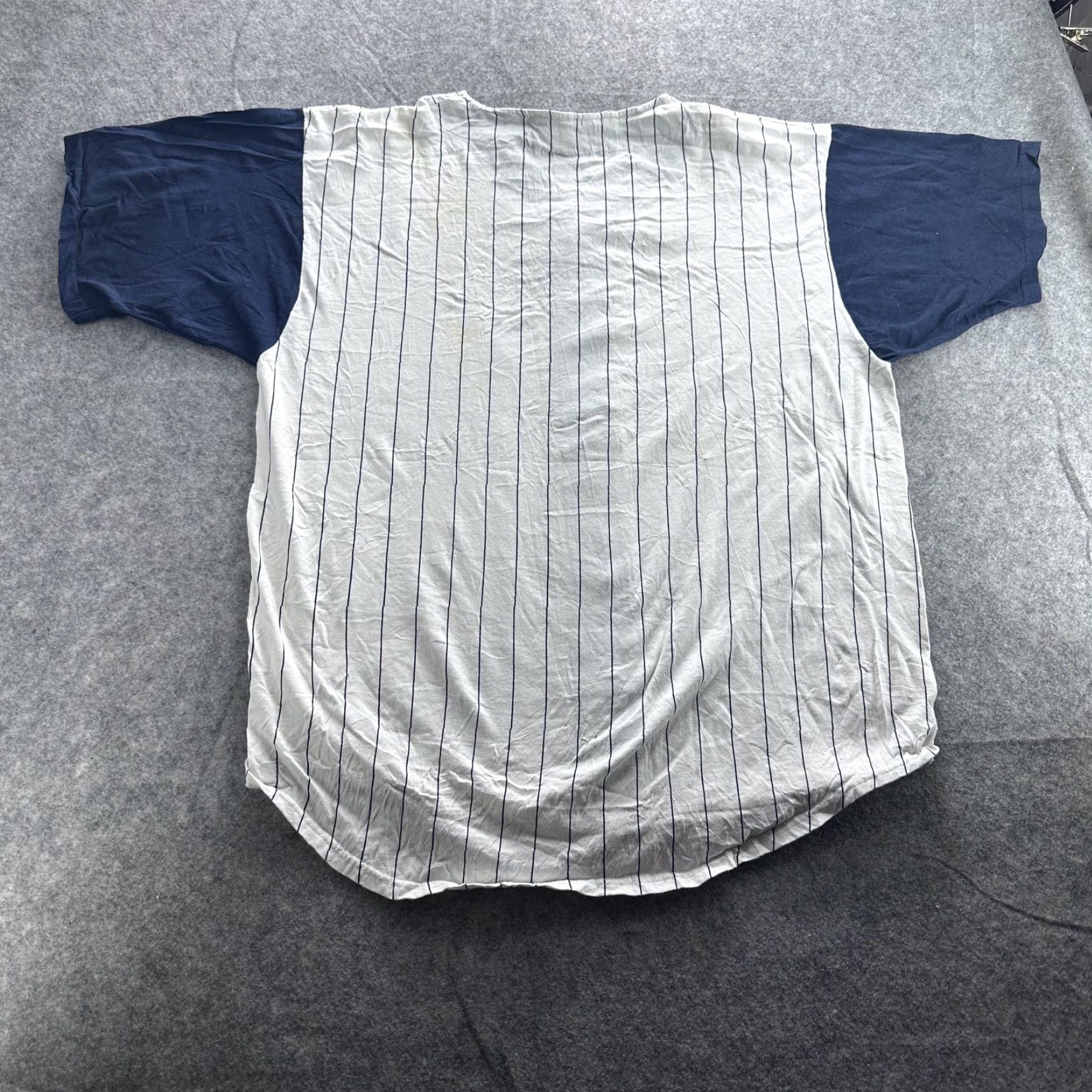 Vintage BADGER SPORT Baseball Jersey Mens 2XL White Navy Pinstripe Short Sleeve V-Neck Made in USA Size US XXL / EU 58 / 5 - 7 Thumbnail