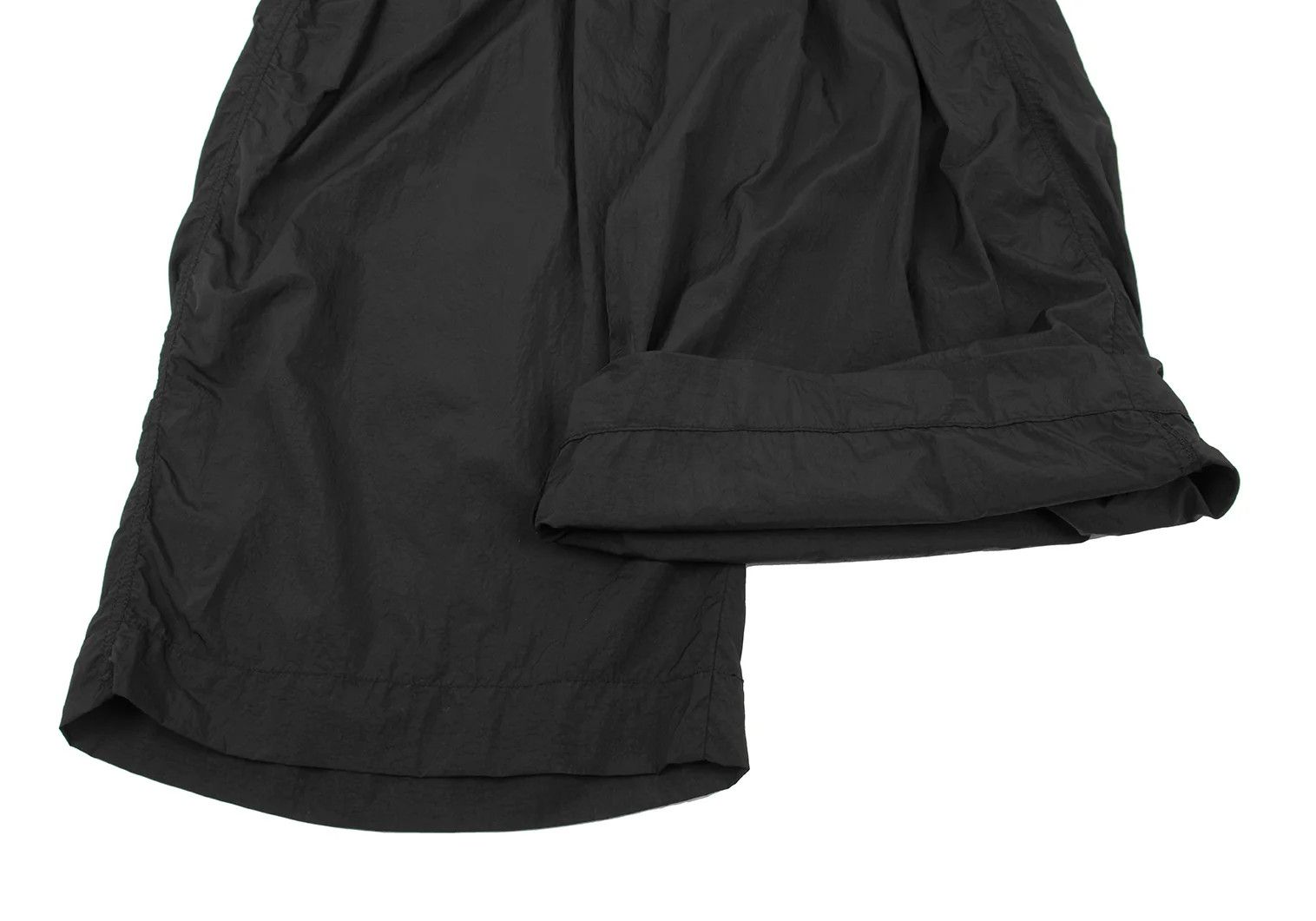 Issey Miyake Nylon Belted Wide Pants in Black Size 3 Size US 34 / EU 50 - 9 Thumbnail