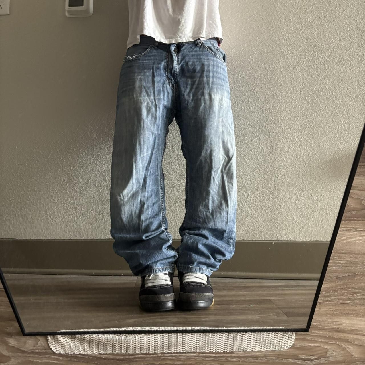 Levi's Crazy Vintage Y2K/2000s Grunge Levis Faded Denim Jeans! 34x29 Size US 33 - 1 Thumbnail