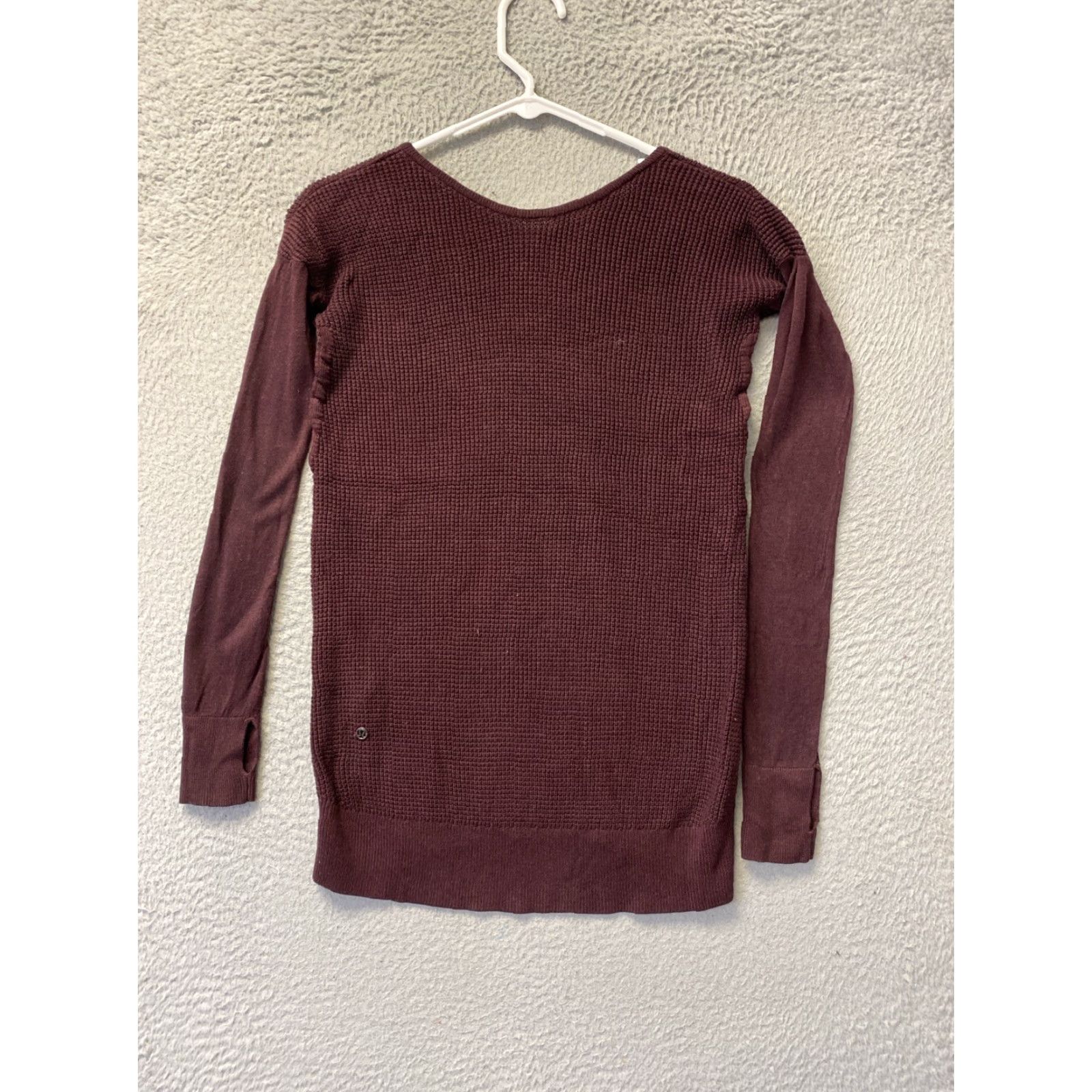 Lululemon Lululemon Sweater The Life Small Dark Maroon Skinny ArmsPullover Regular Women Size S Solid Pattern Brand 7373 73-73 Size S / US 4 / IT 40 - 7 Thumbnail