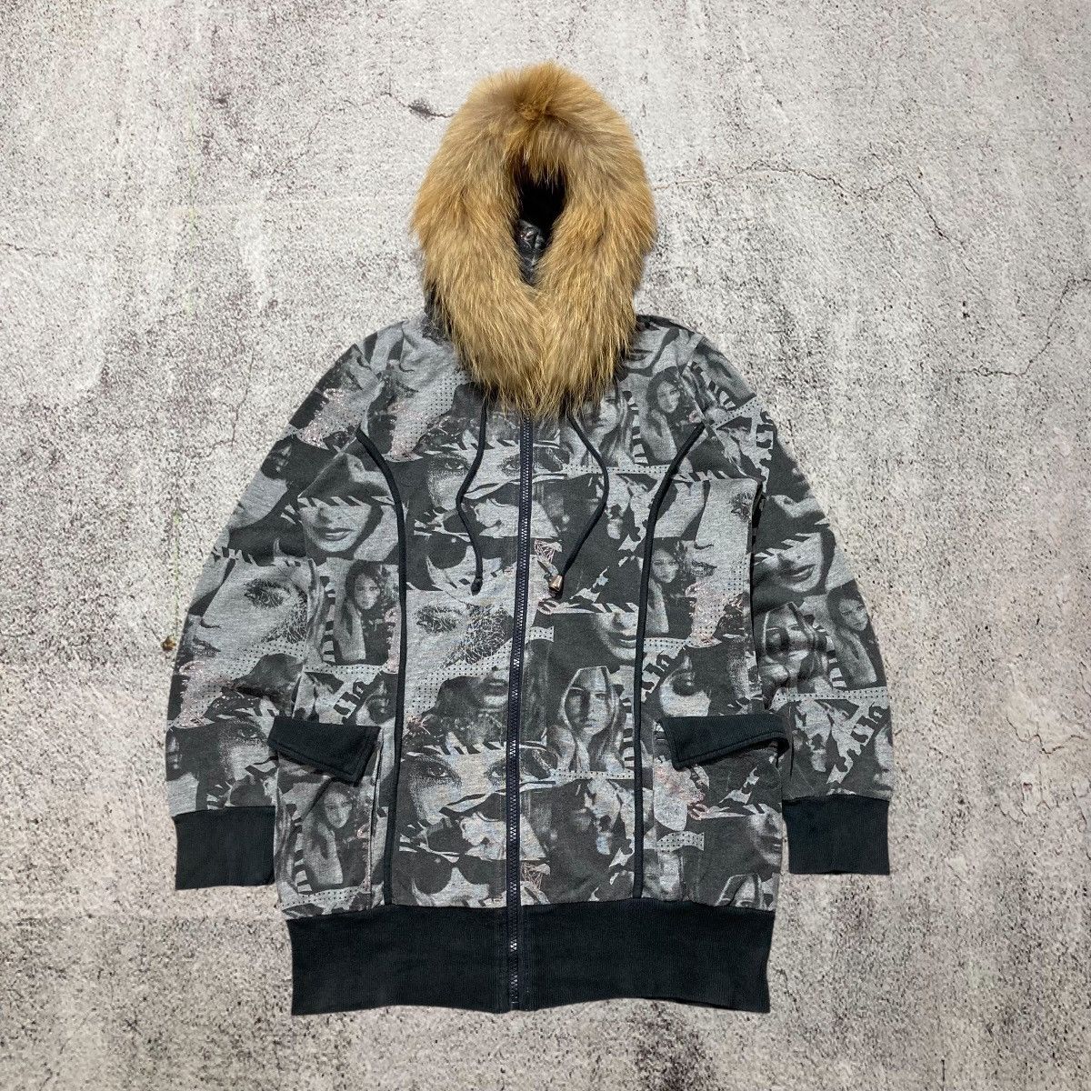 Japanese Brand 2000s Colza Girl Glamorous Aop Ziphoodie Beauty Beast Lgb Size US M / EU 48-50 / 2 - 1 Thumbnail