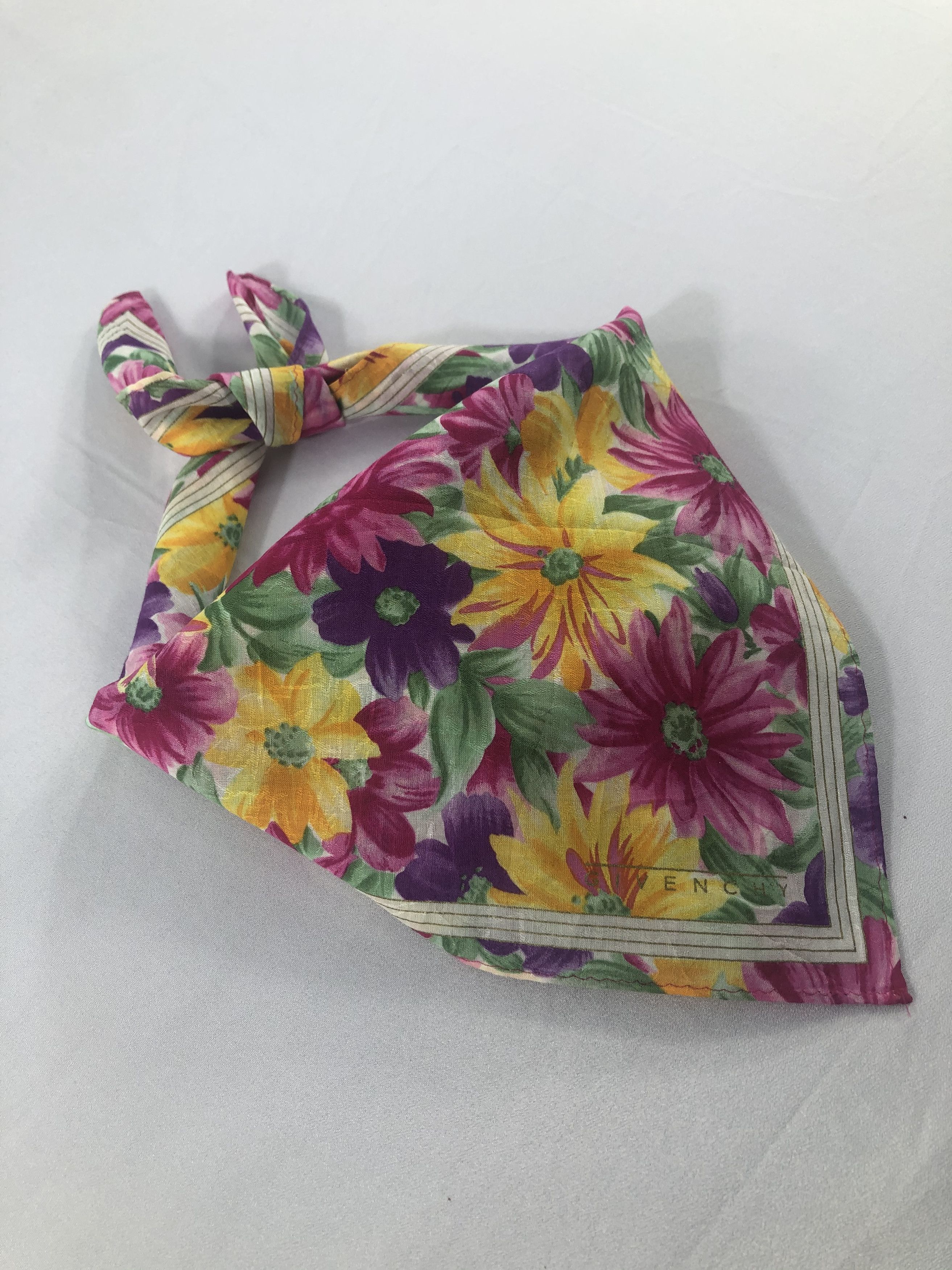 Vintage Givenchy Handkerchief / Bandana / Neckerchief Size ONE SIZE - 1 Thumbnail