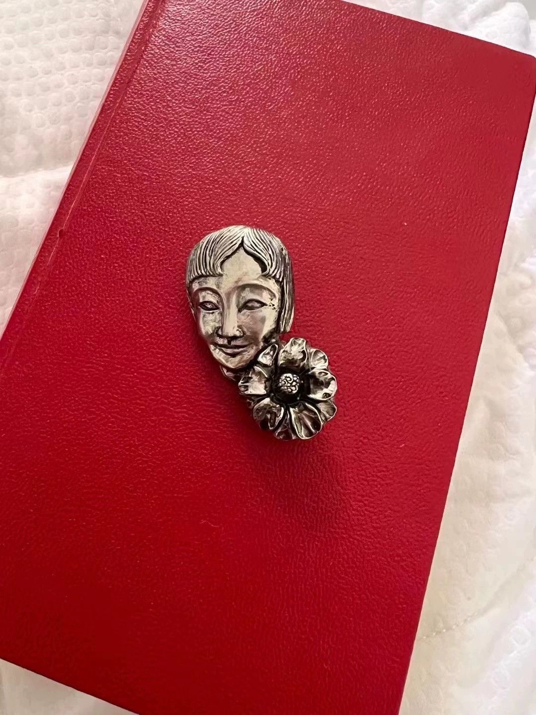 Yohji Yamamoto Yohji Brooch Discontinued Size ONE SIZE - 1 Thumbnail